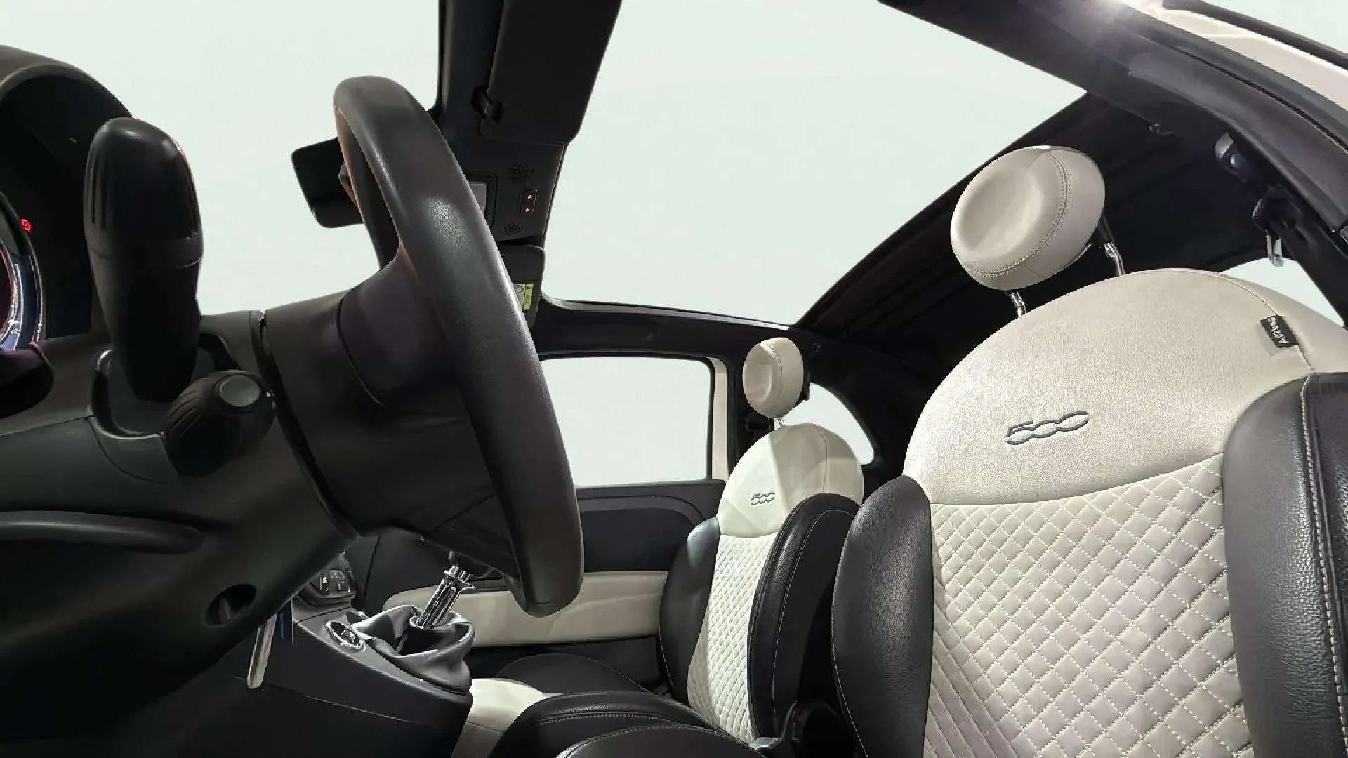 Fiat 500 Club 1.0 Hybrid - foto 18