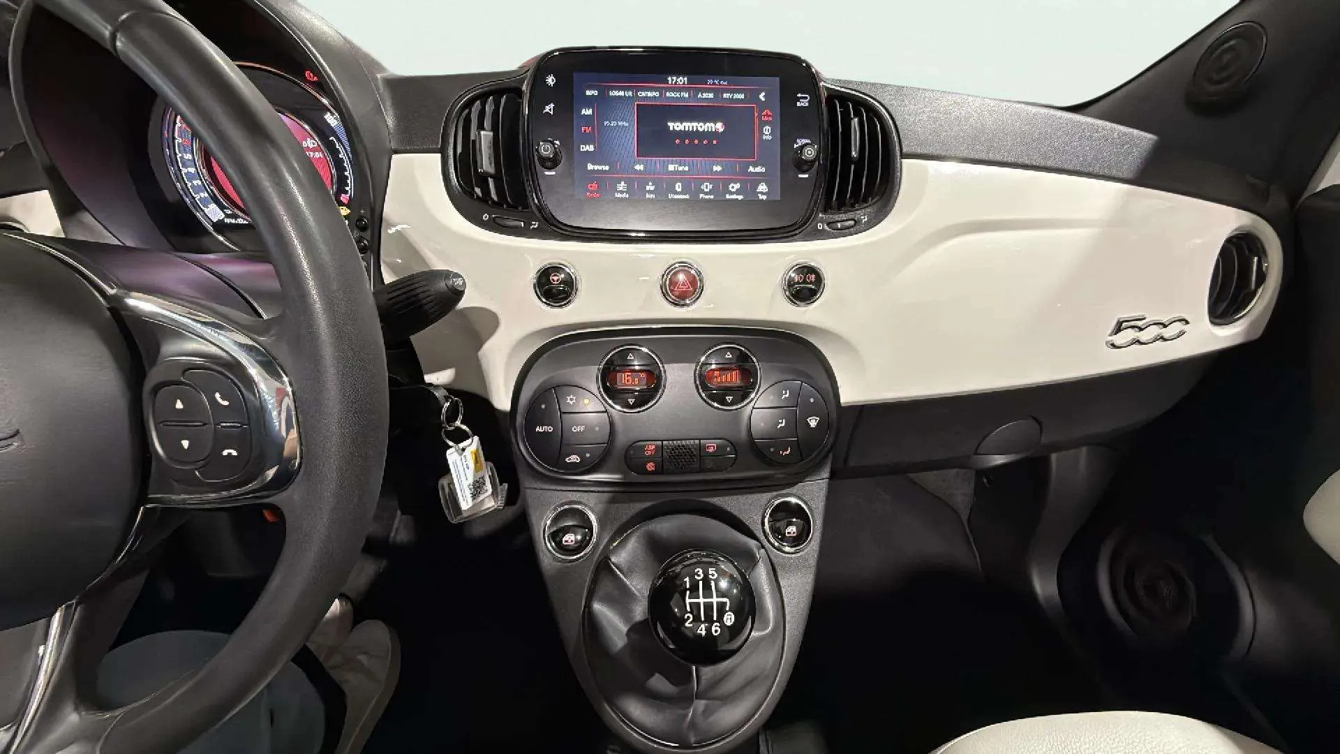 Fiat 500 Club 1.0 Hybrid - foto 12
