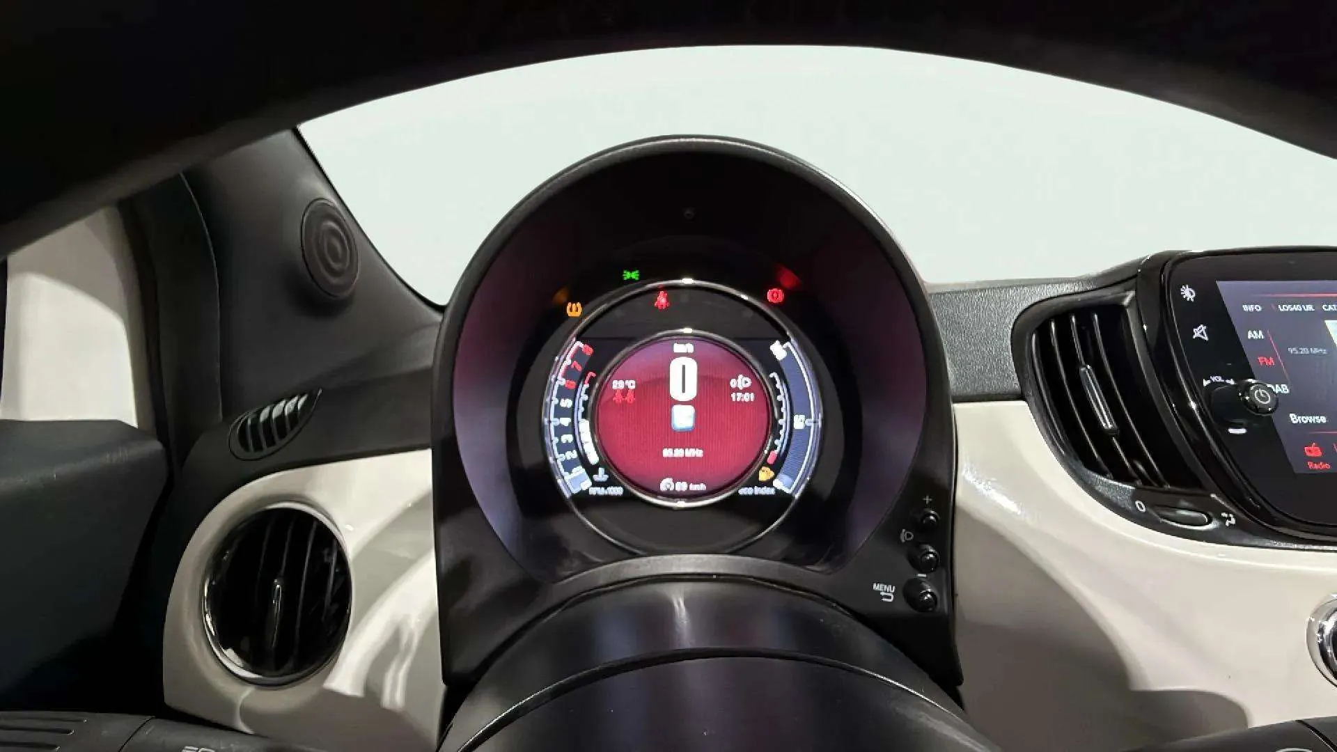 Fiat 500 Club 1.0 Hybrid - foto 14