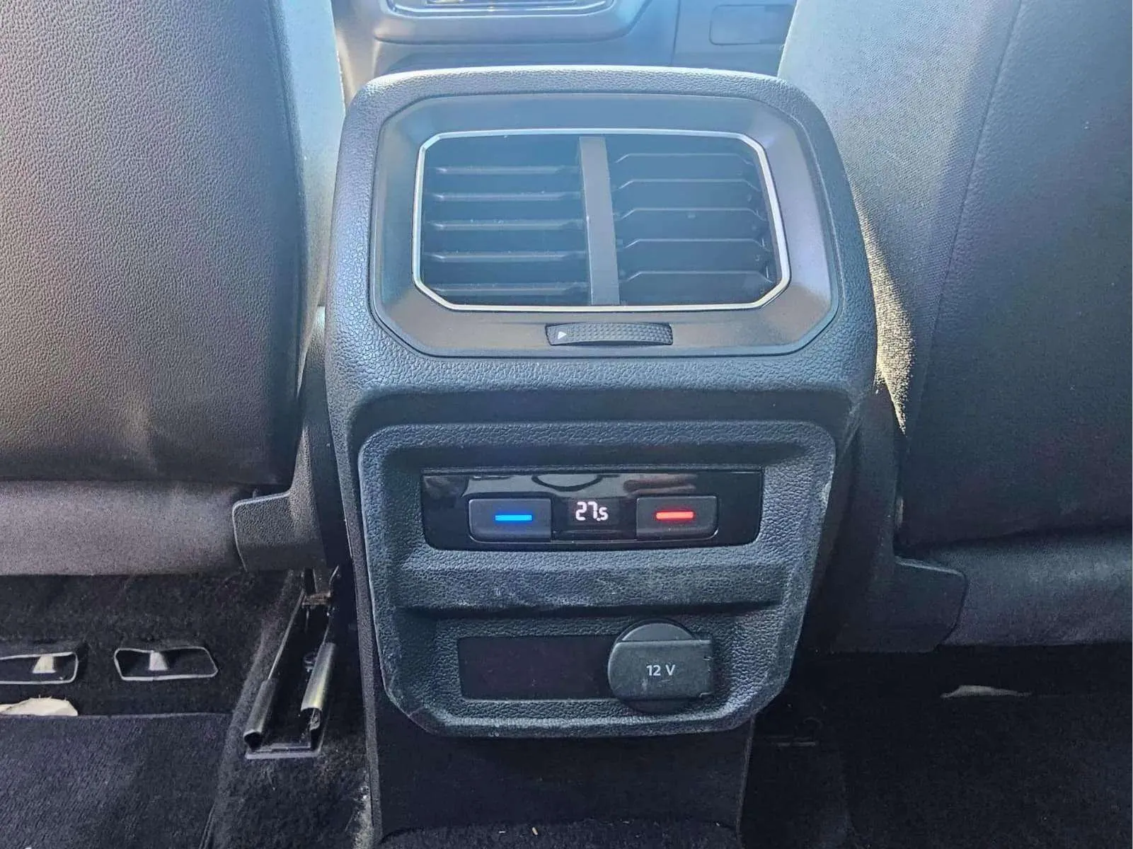 Volkswagen Tiguan Advance 2.0 TDI - foto 12
