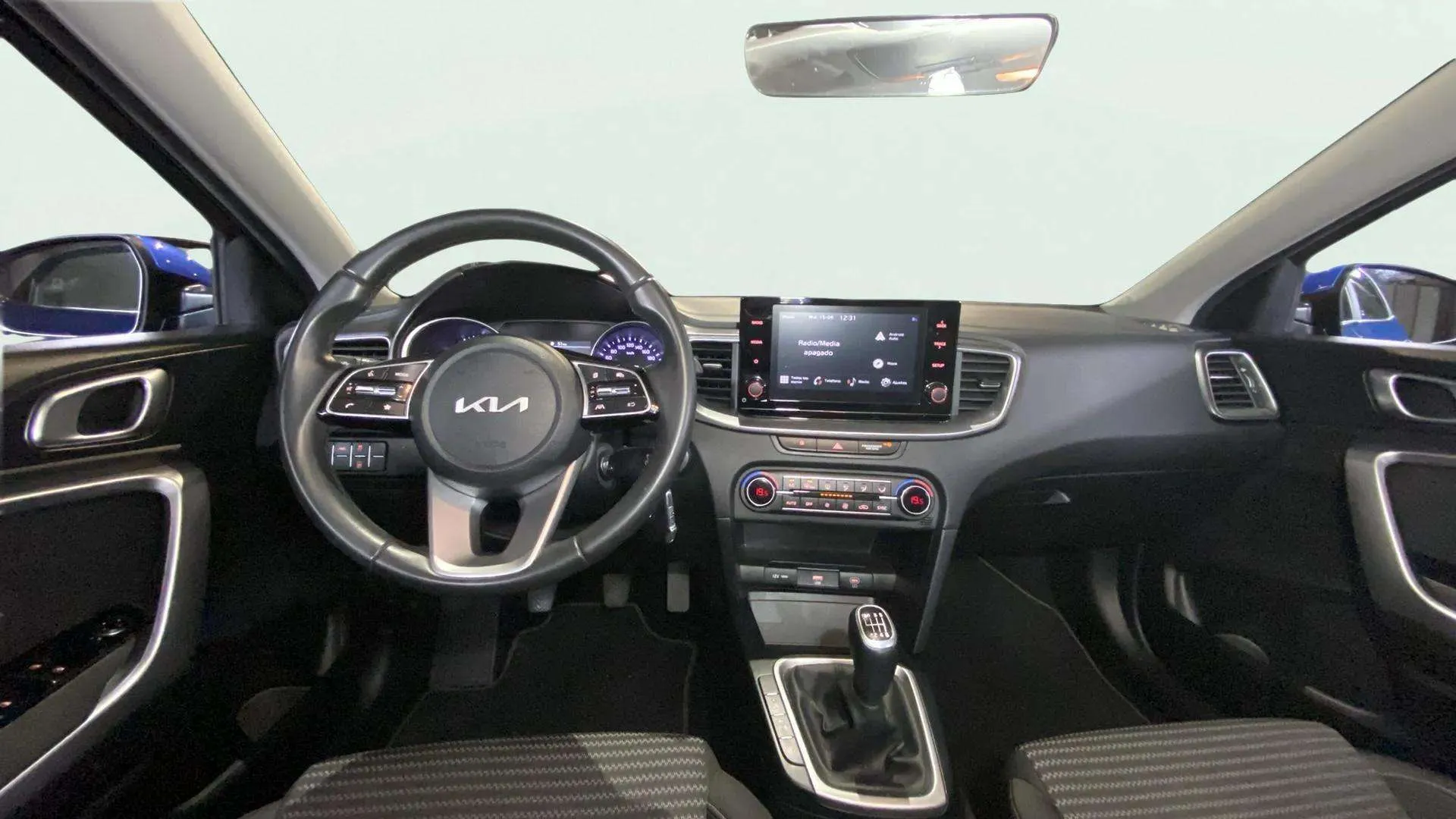Kia XCeed 1.0 T-GDi Concept - foto 13