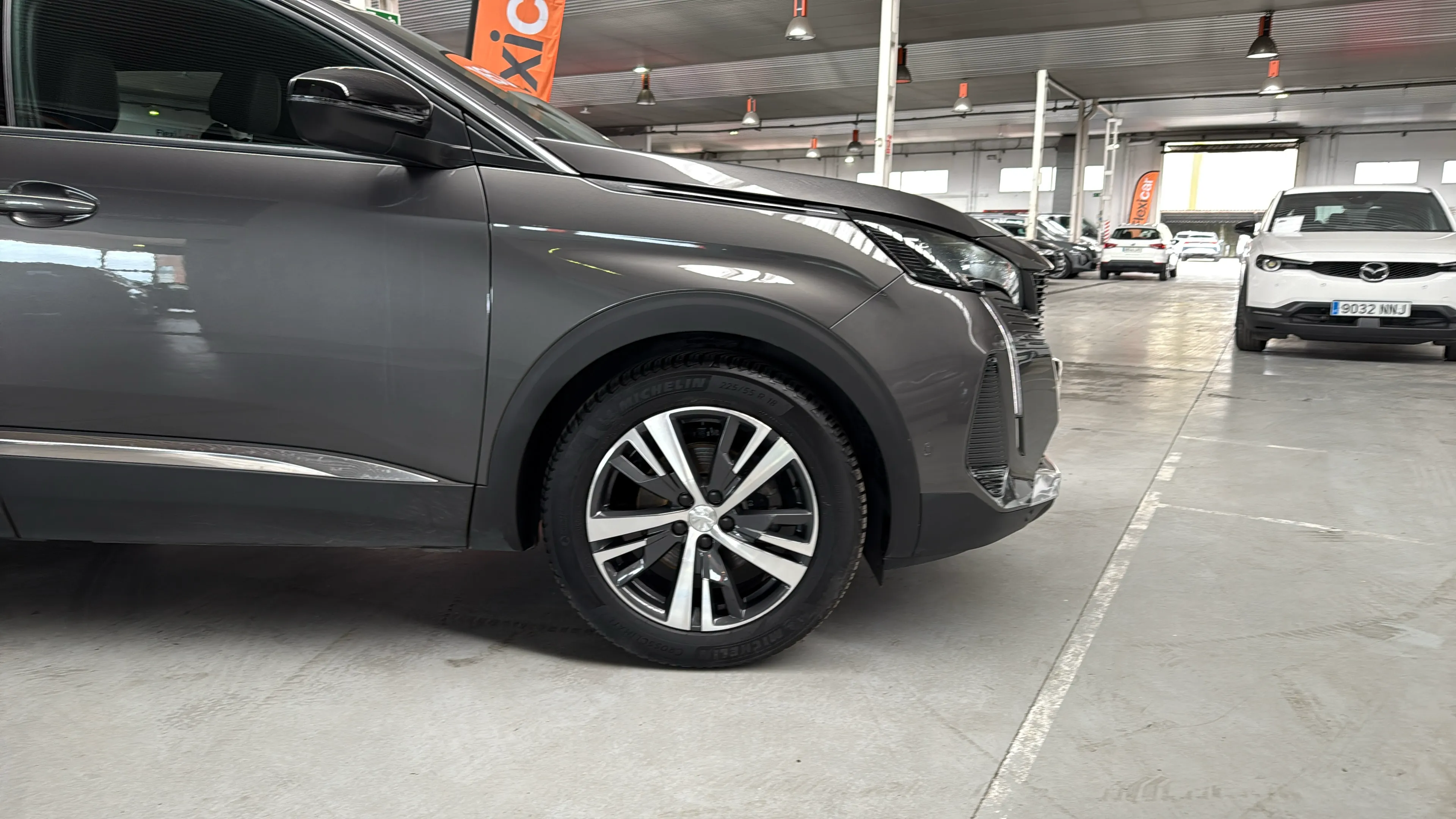 Peugeot 3008 1.5 BlueHDi Allure Pack EAT8 - foto 33