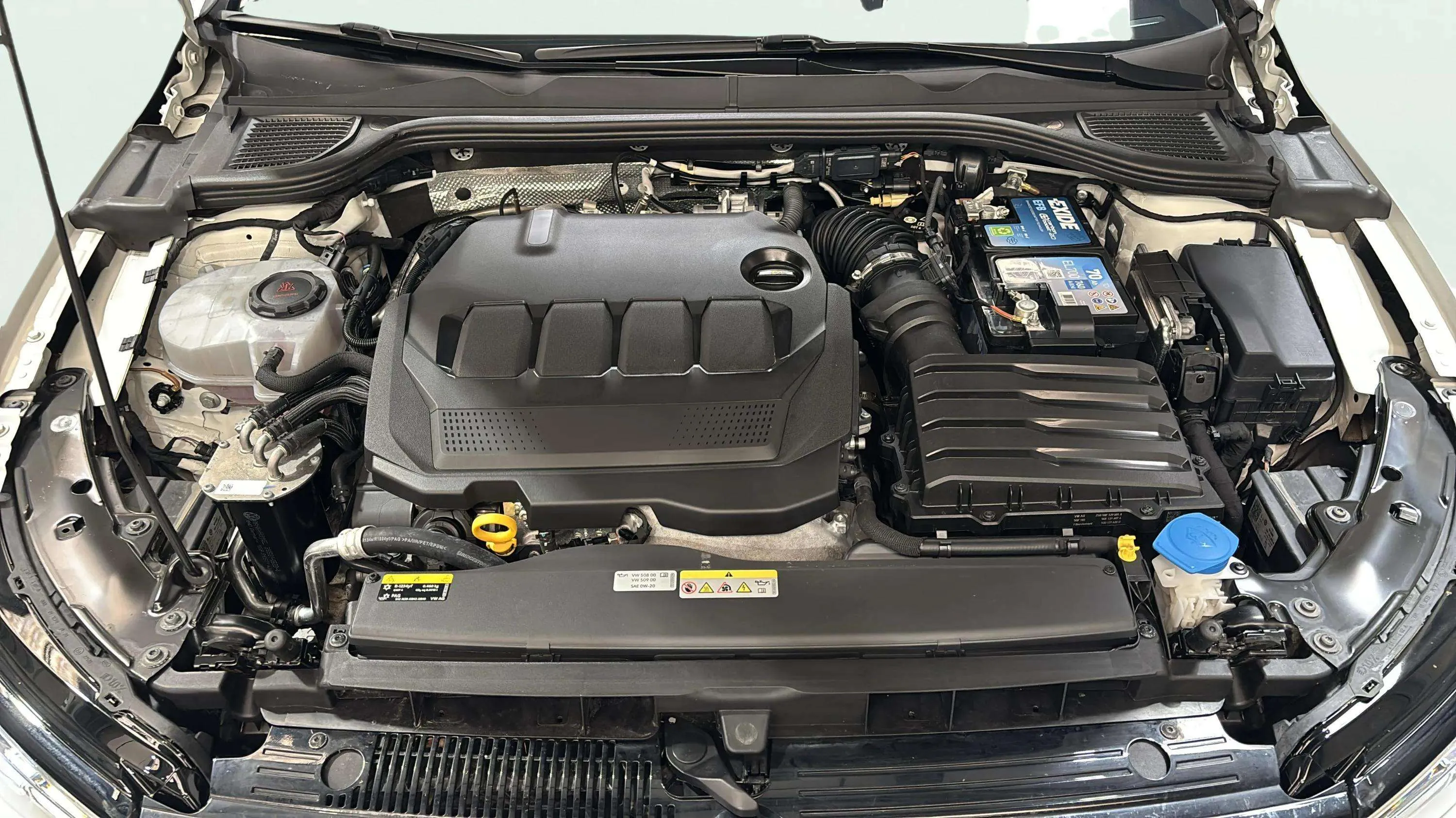Volkswagen Golf 2.0 TDI - foto 24