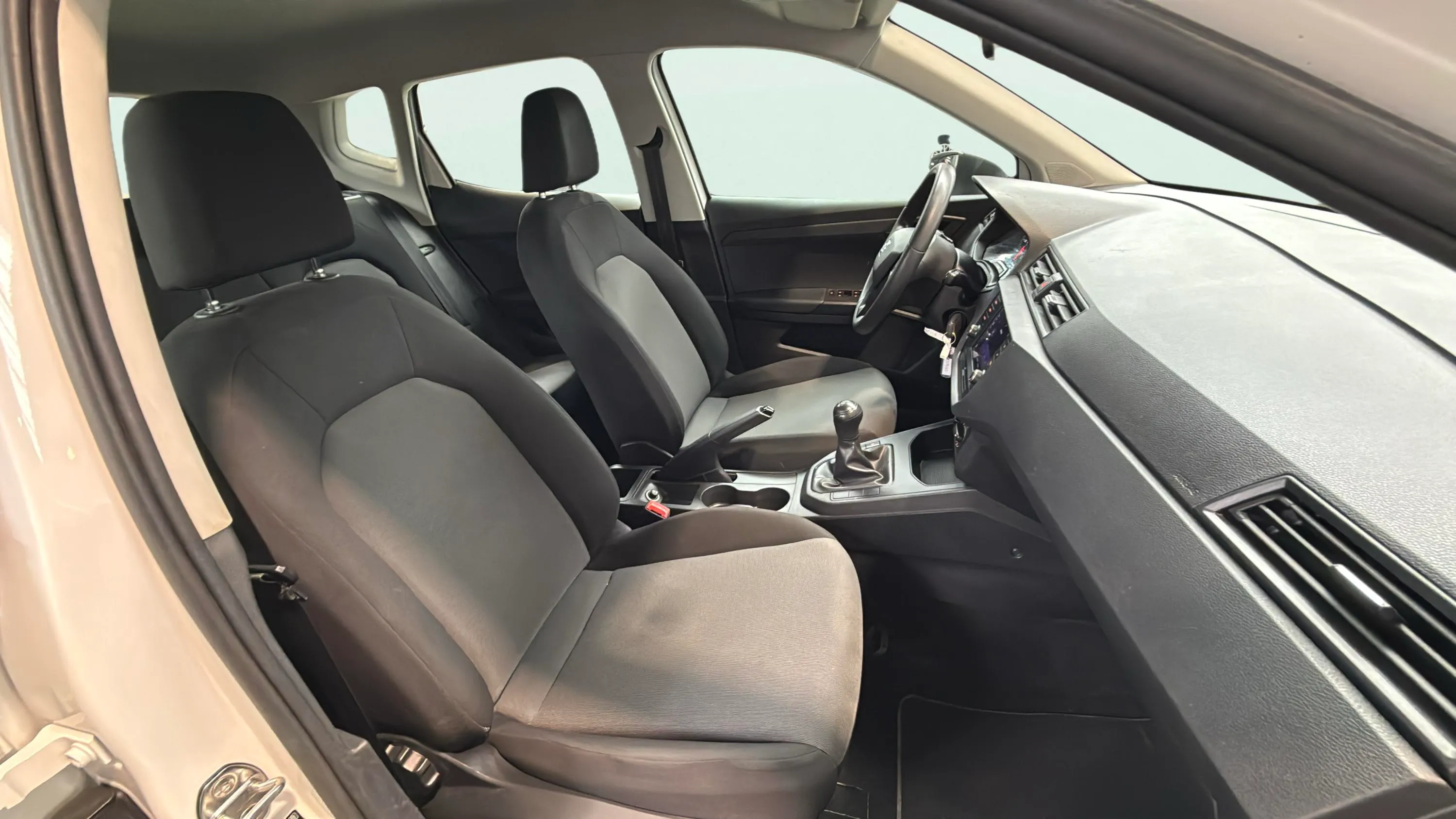 SEAT Arona 1.6 TDI Style Ecomotive - foto 17