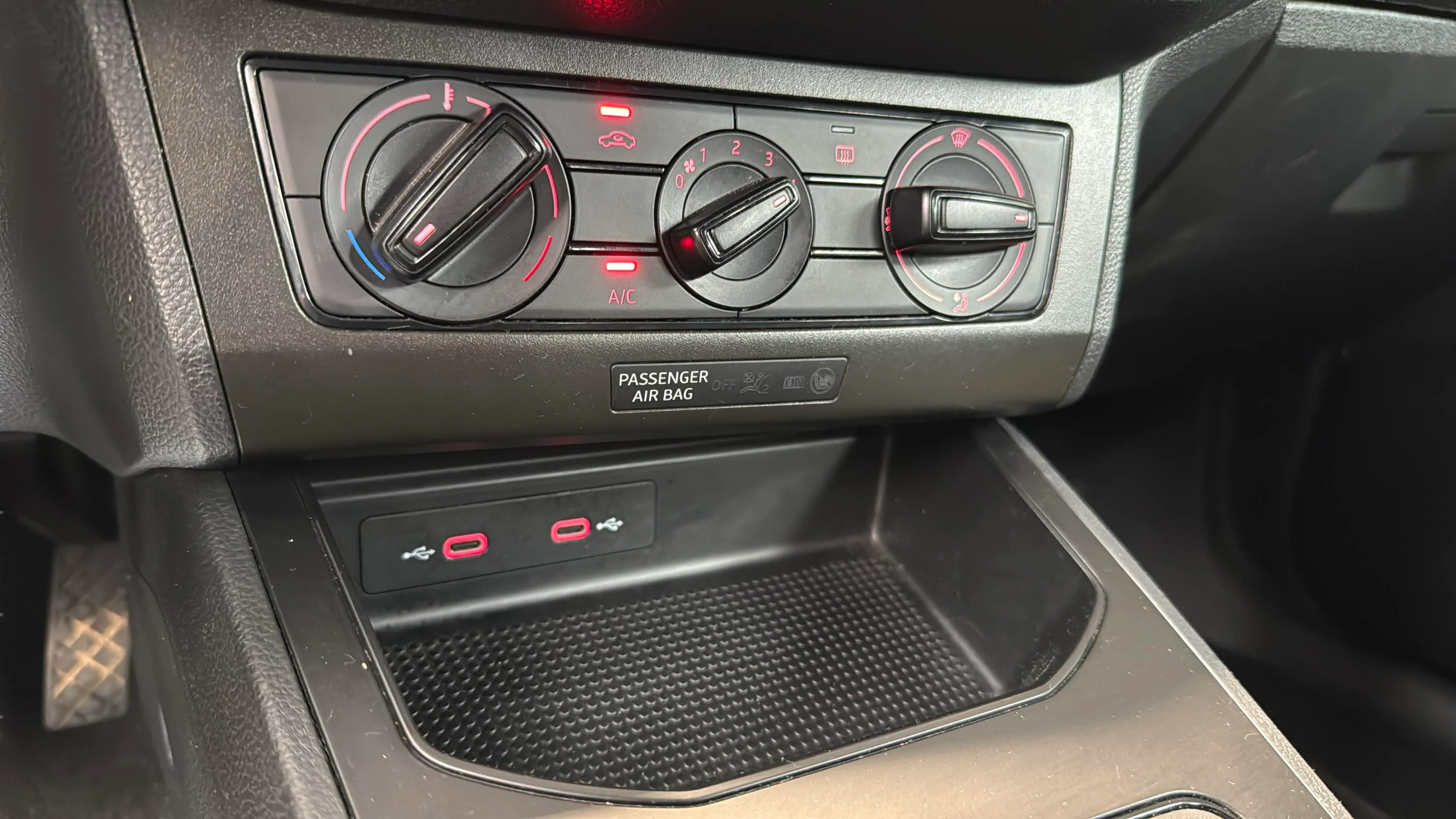 SEAT Arona 1.6 TDI Style Ecomotive - foto 23