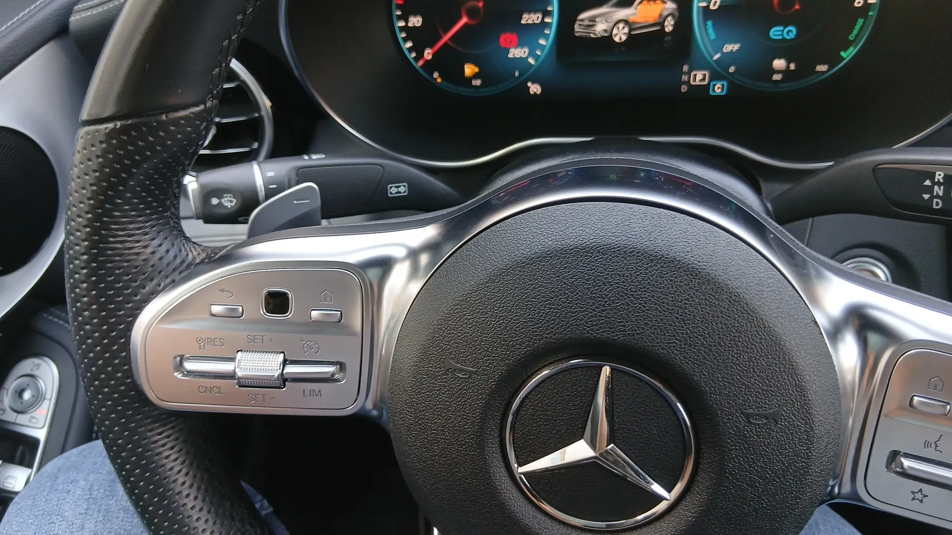 Mercedes-Benz GLC 300 de 4MATIC - foto 15