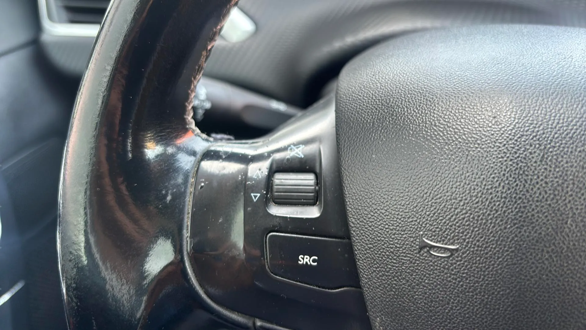 Peugeot 2008 Allure 1.6 BlueHDi - foto 7