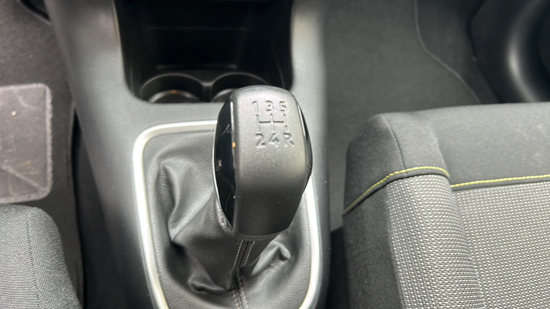 Citroën C3 PureTech Shine - foto 25