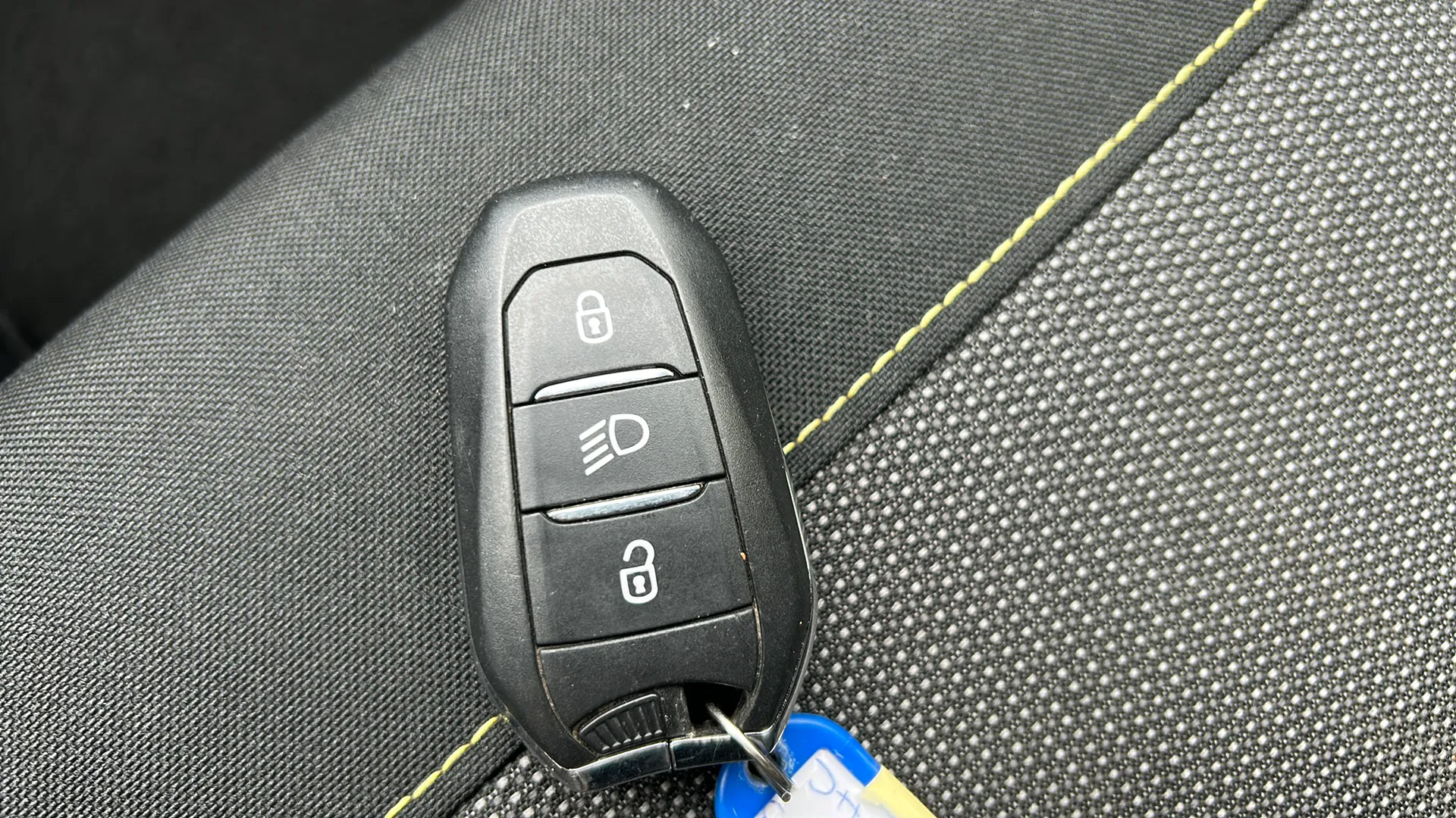 Citroën C3 PureTech Shine - foto 19