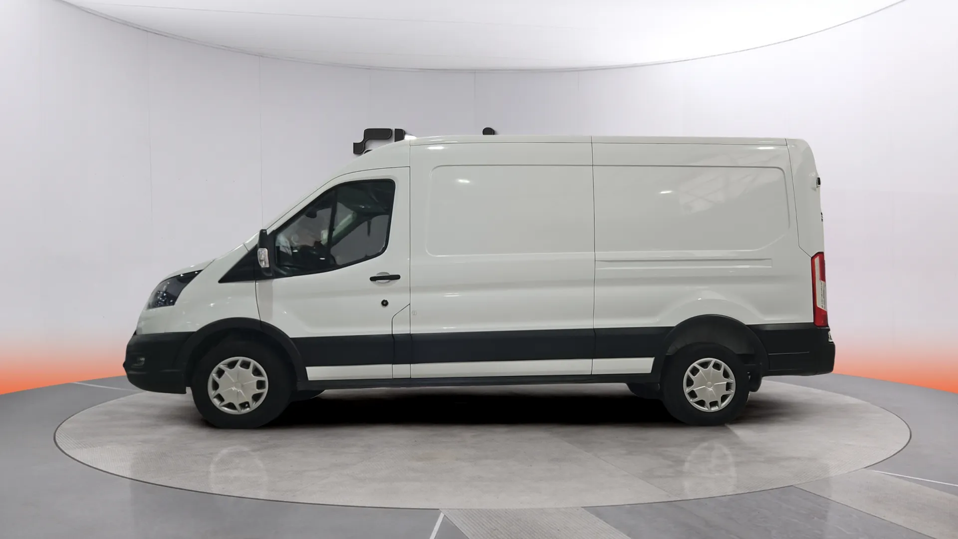 Ford Transit 350 L3H2 Van Trend FWD - foto 2