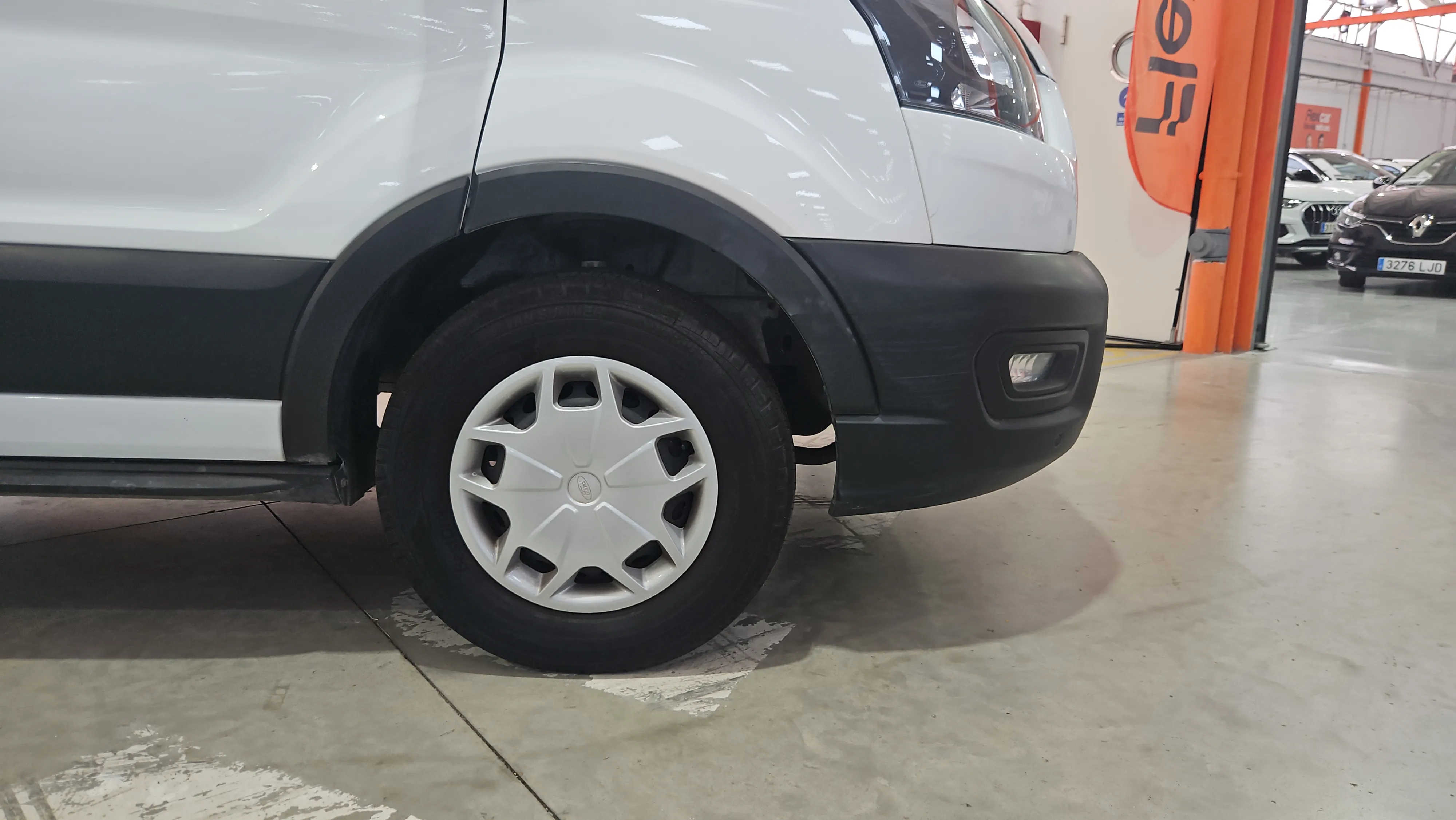 Ford Transit 350 L3H2 Van Trend FWD - foto 16