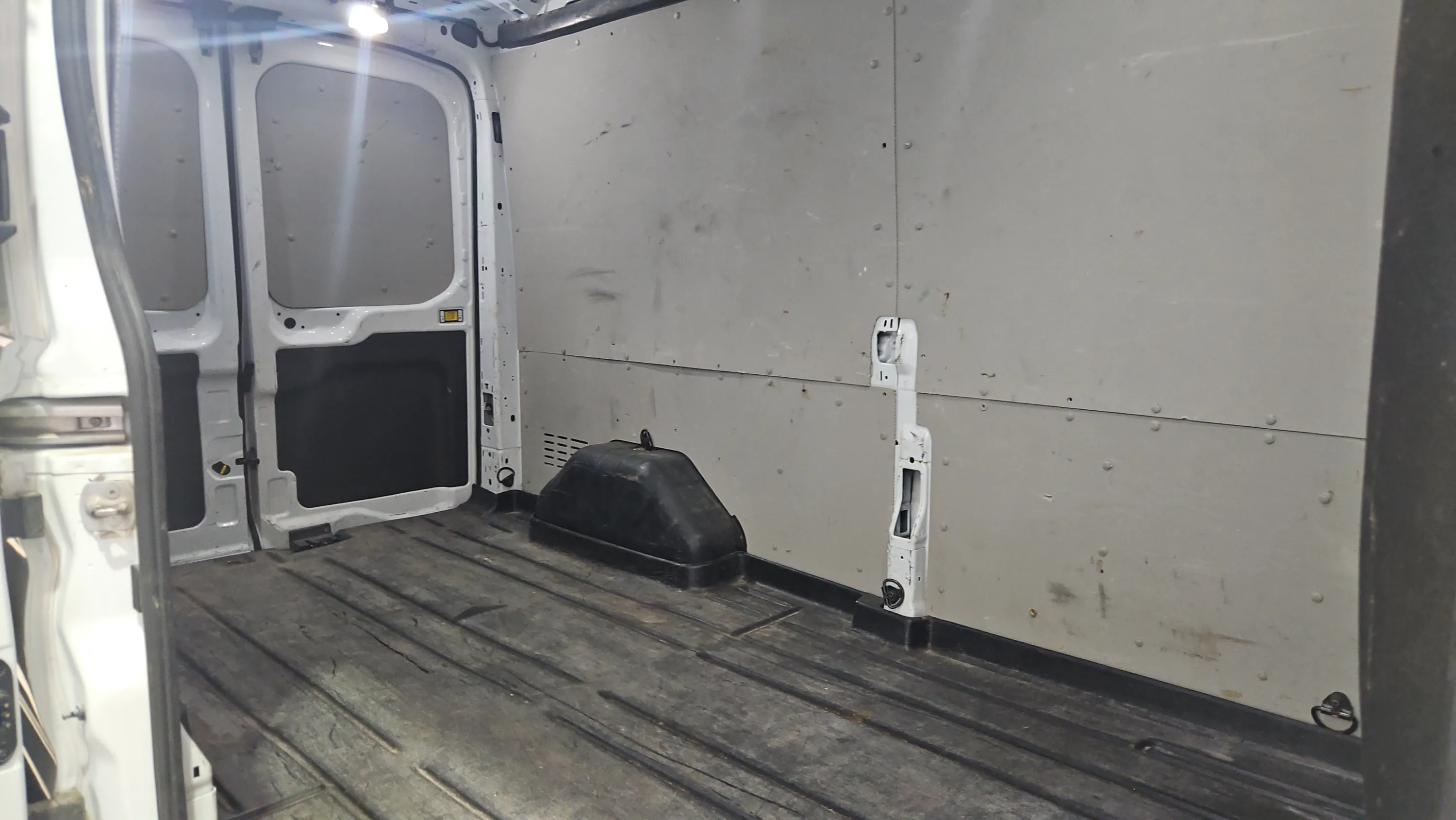 Ford Transit 350 L3H2 Van Trend FWD - foto 14