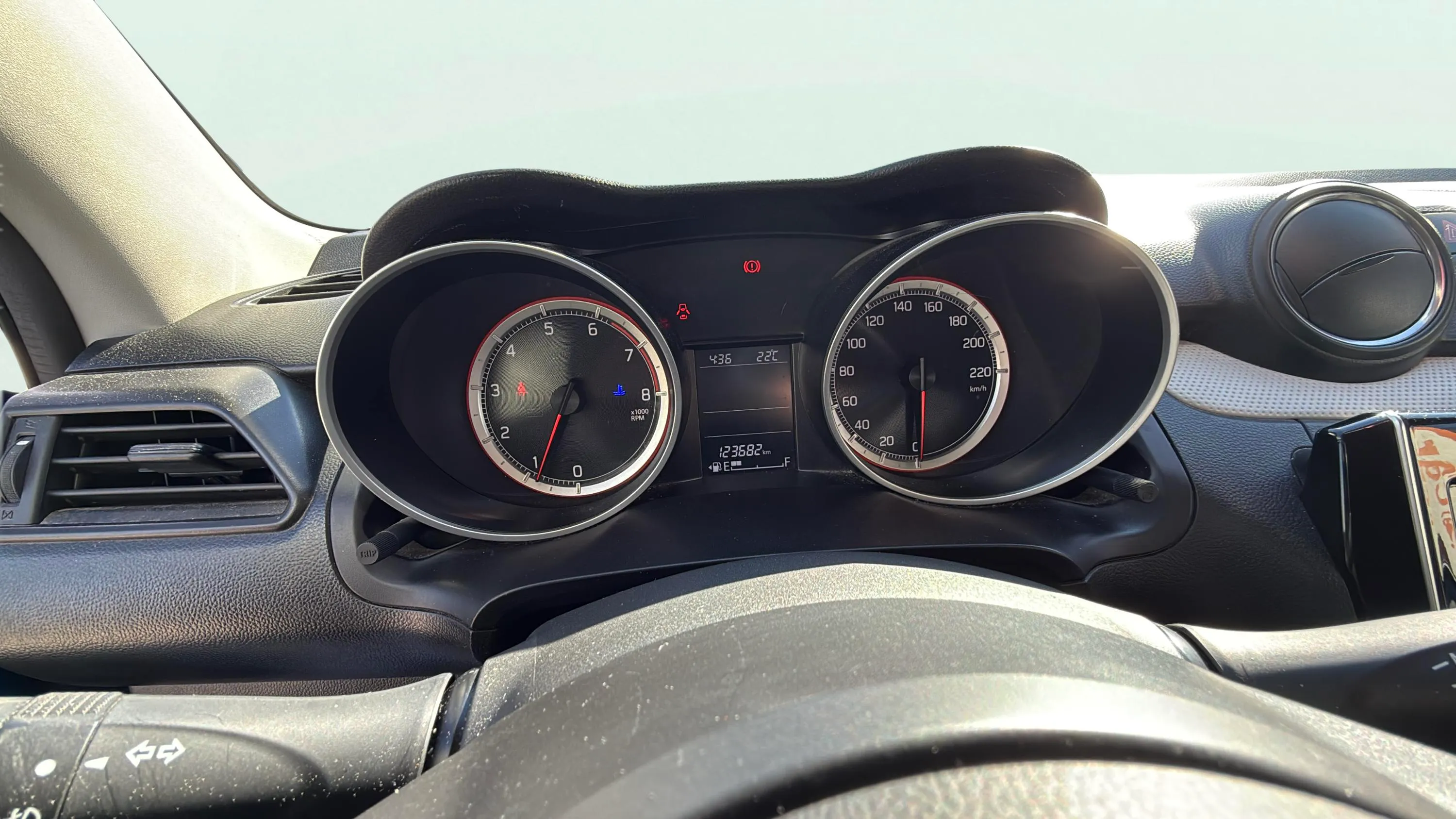 Suzuki Swift 1.0 GLE - foto 13