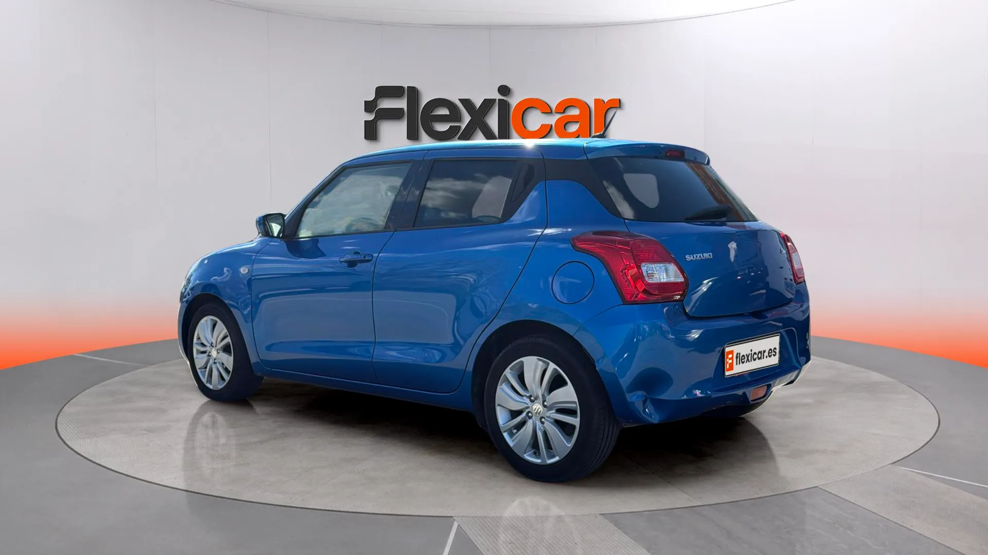 Suzuki Swift 1.0 GLE - foto 5