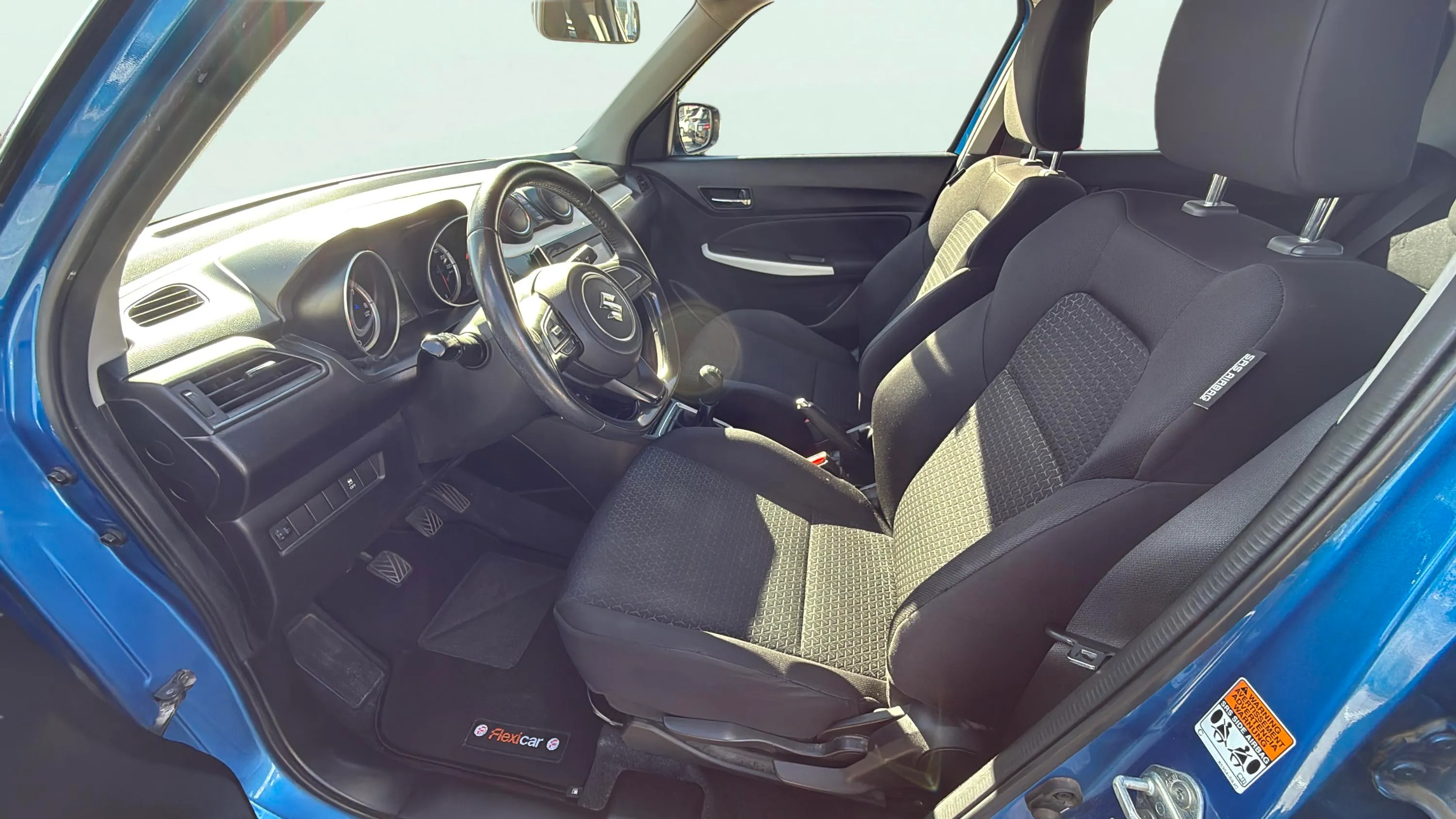Suzuki Swift 1.0 GLE - foto 10