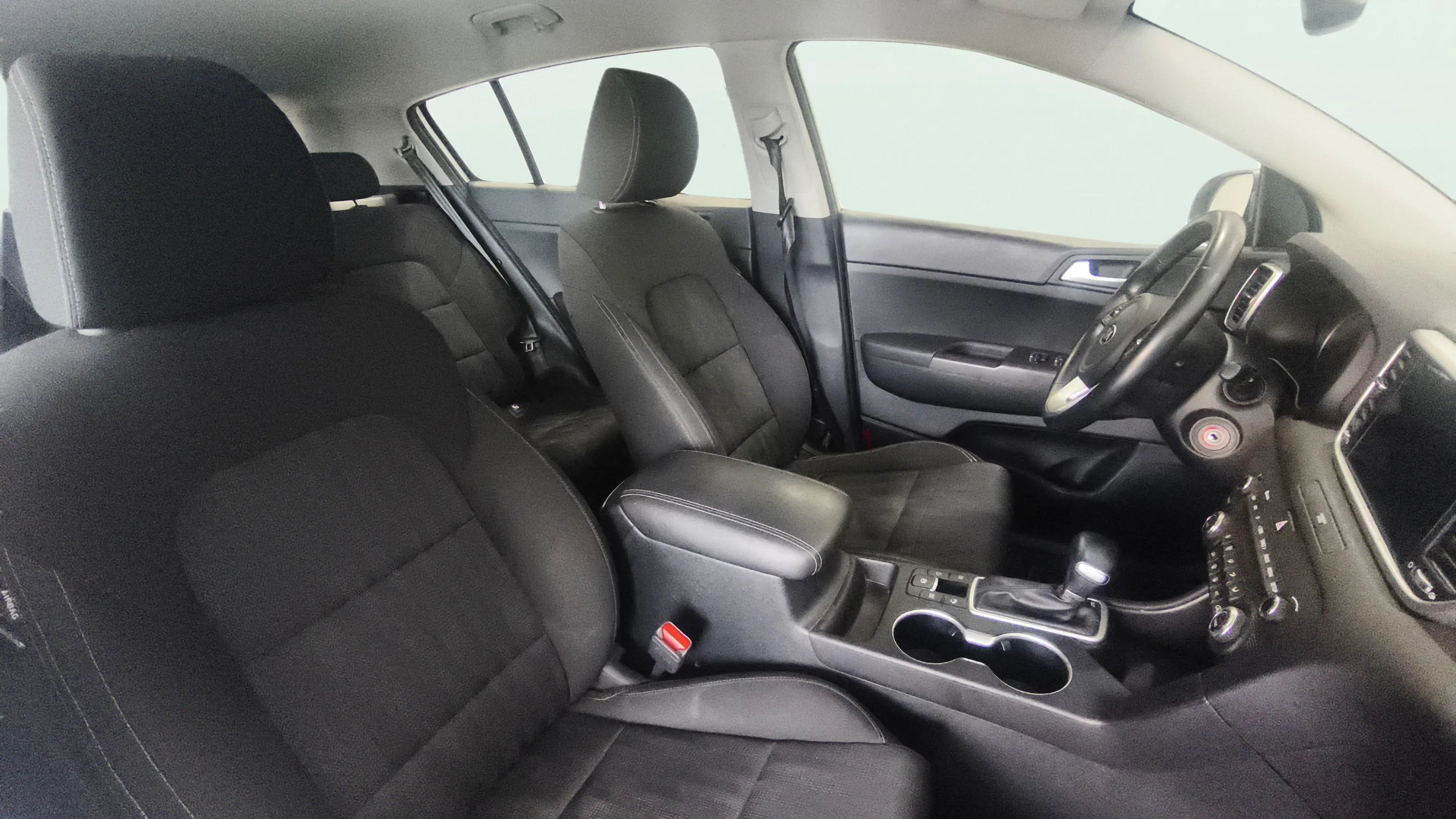 Kia Sportage 1.6 MHEV Business DCT 4x2 - foto 7