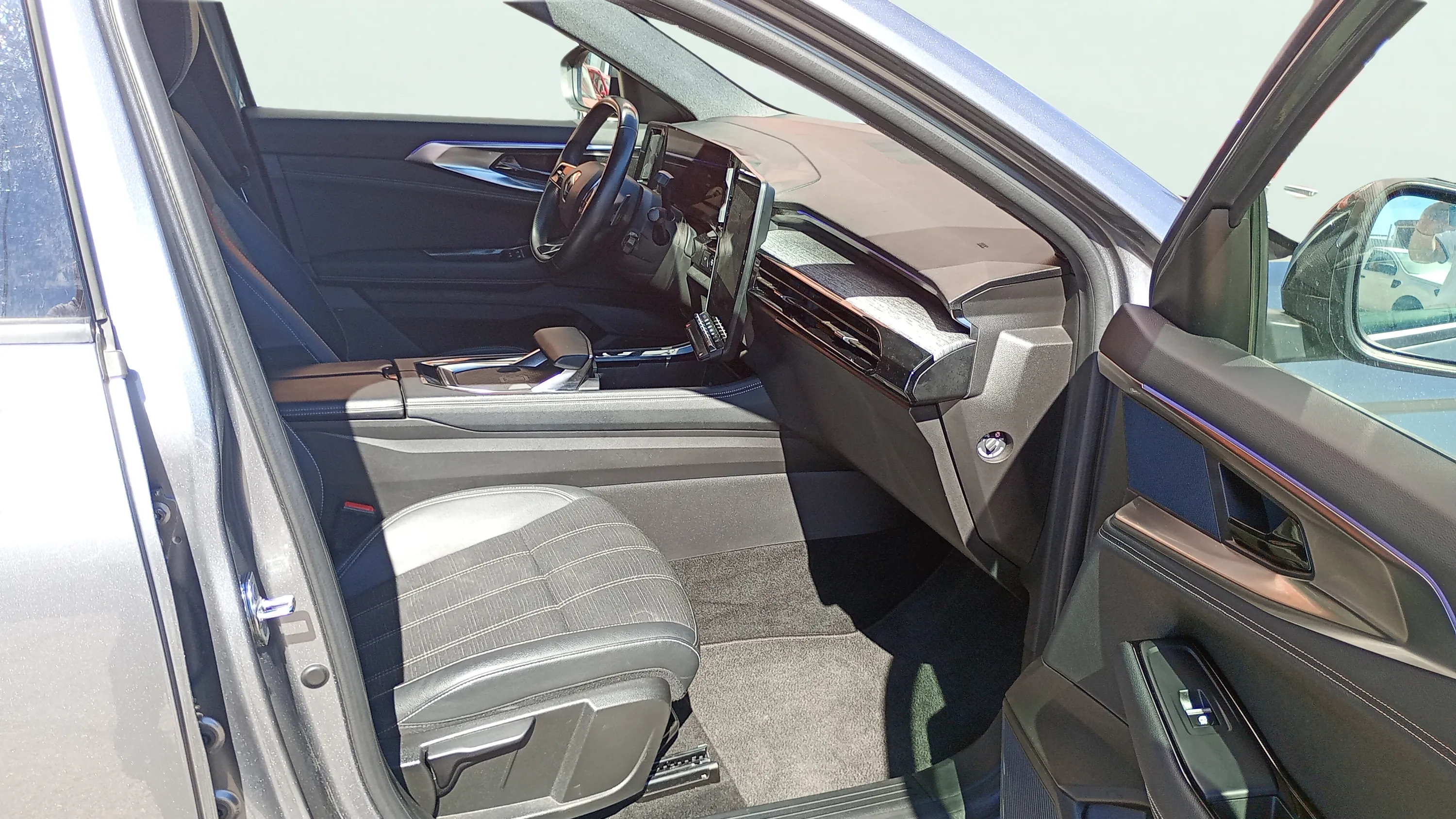 Renault Austral Equilibre Mild Hybrid - foto 21