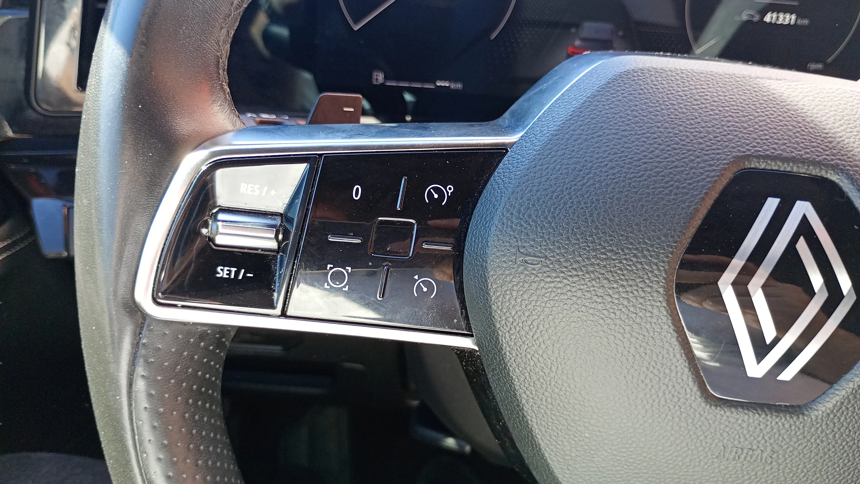 Renault Austral Equilibre Mild Hybrid - foto 16