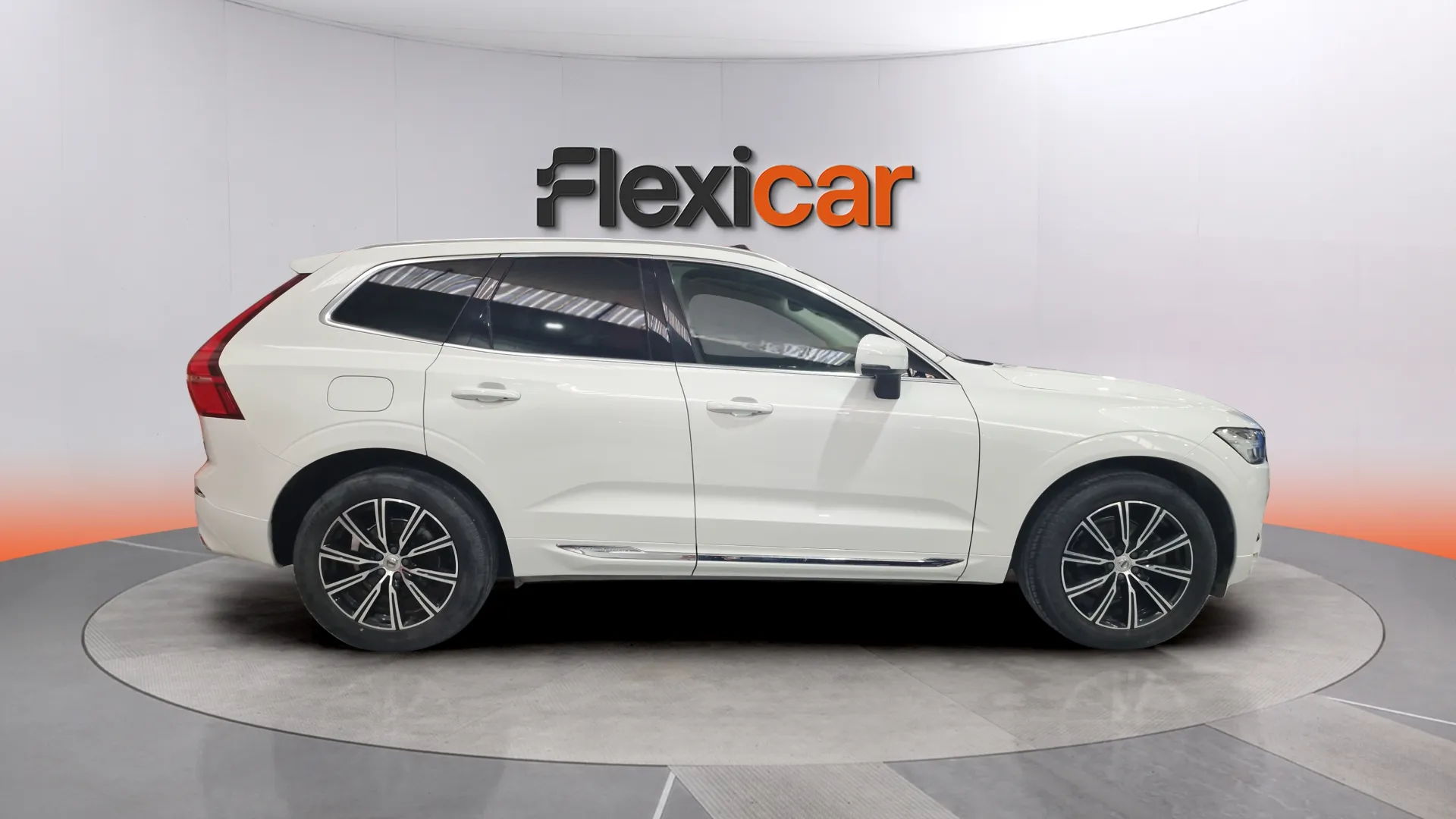 Volvo XC60 2.0 D4 AWD Inscription - foto 3