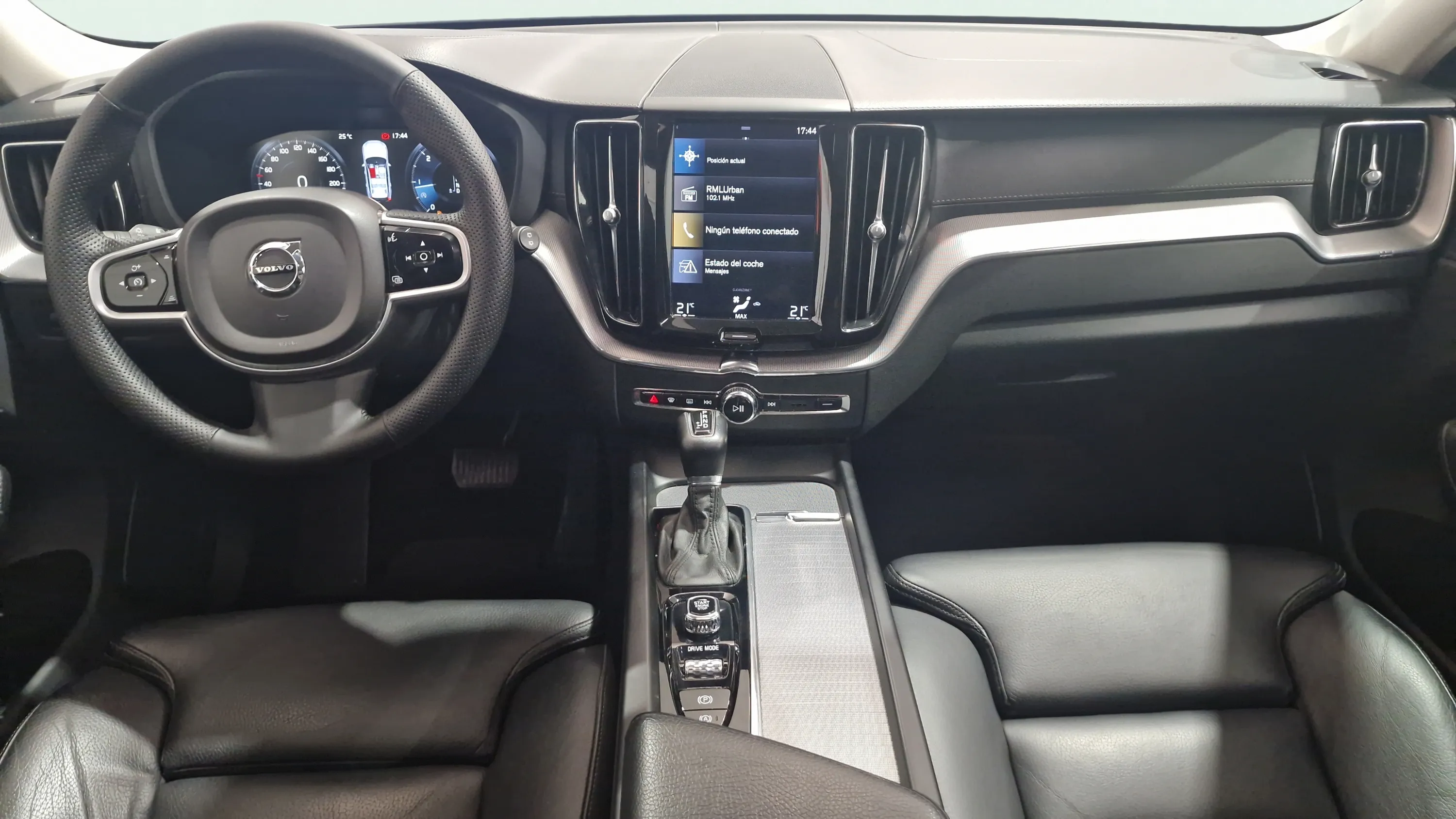 Volvo XC60 2.0 D4 AWD Inscription - foto 7