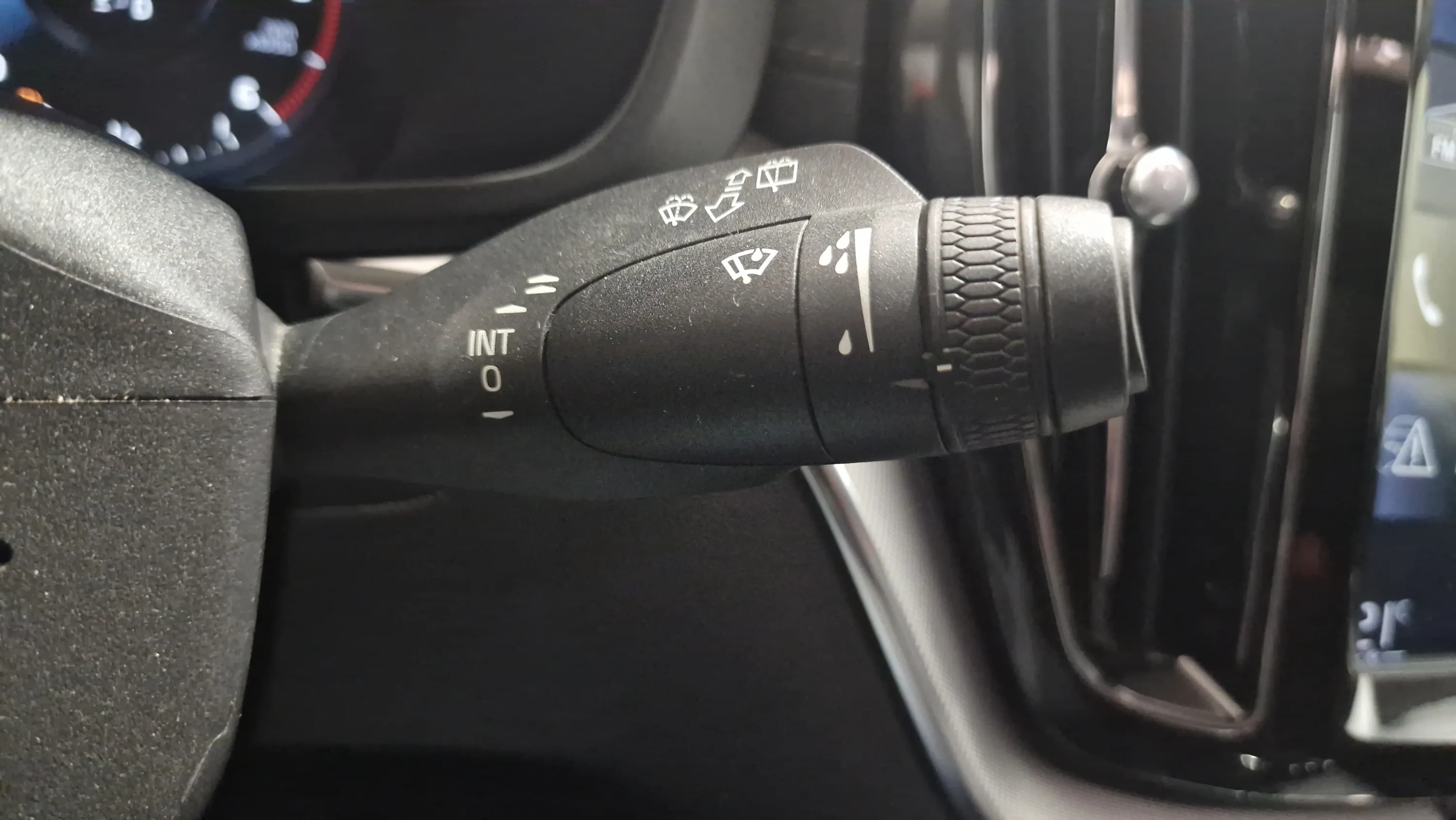Volvo XC60 2.0 D4 AWD Inscription - foto 18