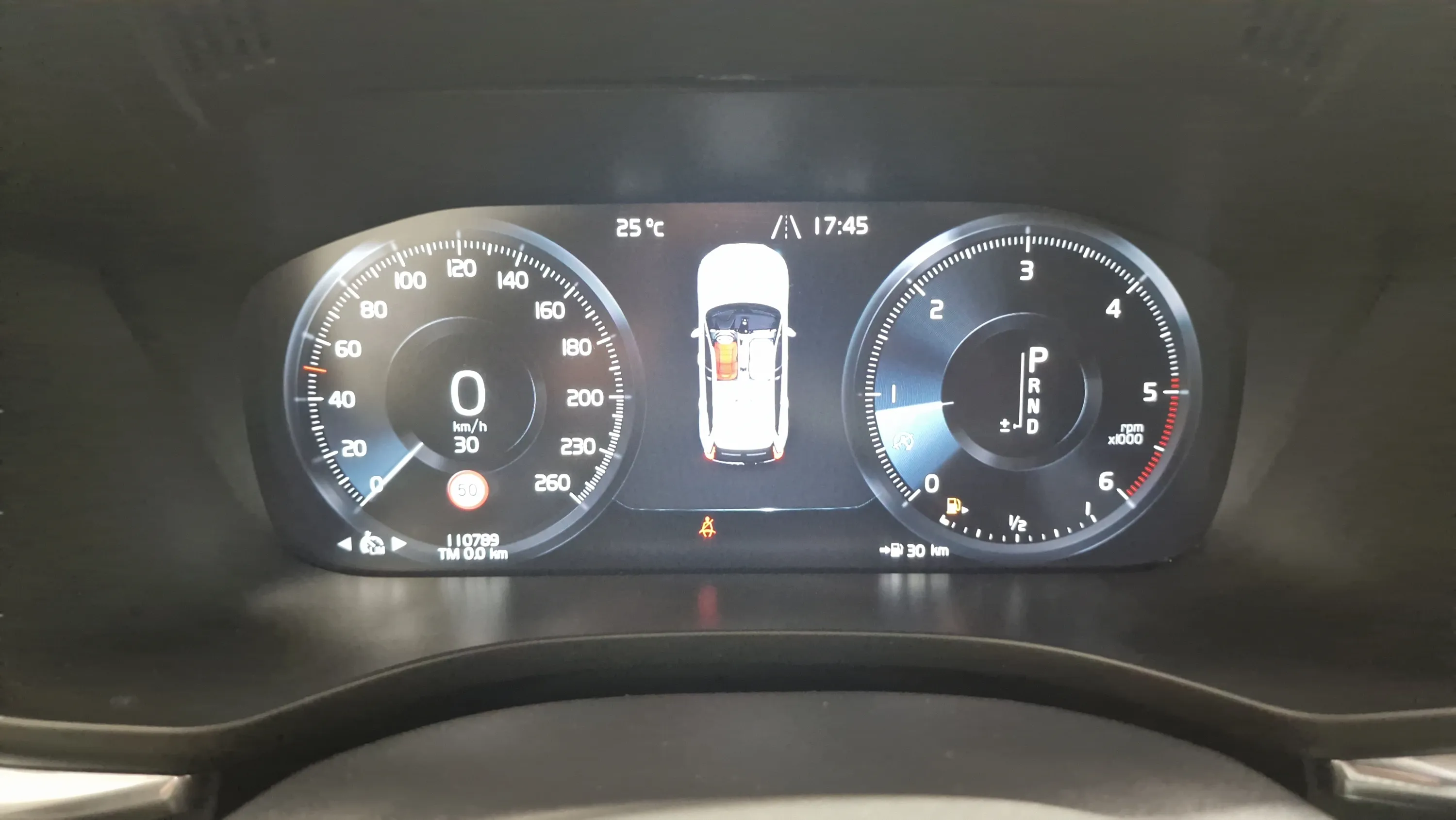 Volvo XC60 2.0 D4 AWD Inscription - foto 9
