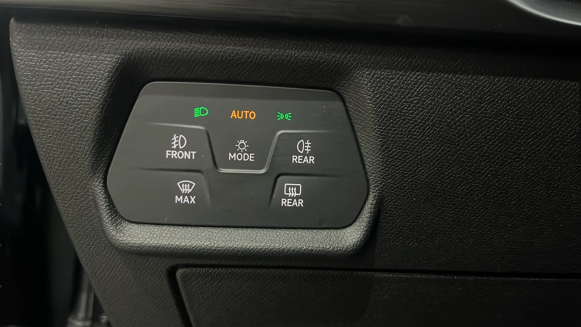 Cupra Formentor 1.5 TSI DSG - foto 17