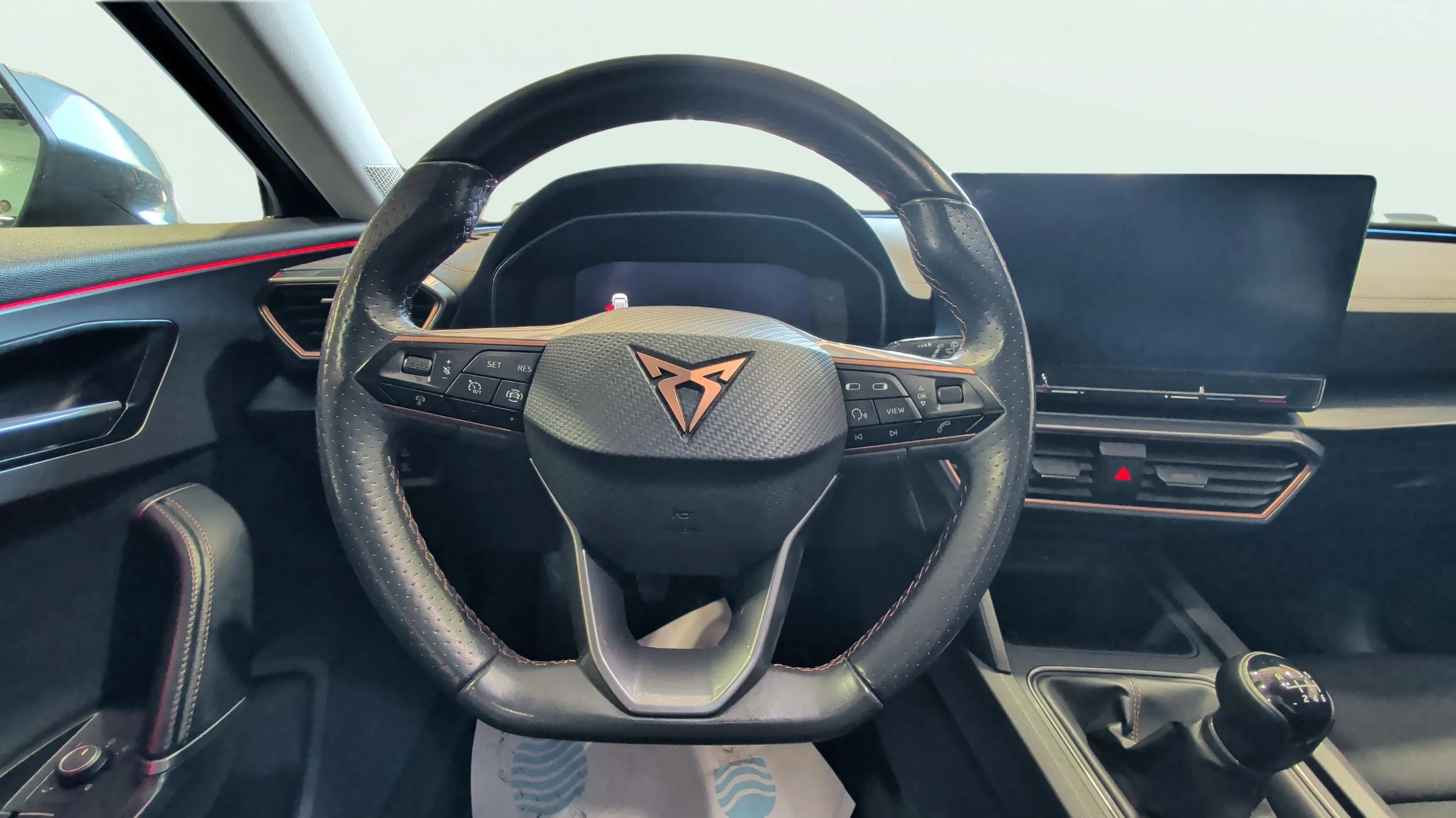 Cupra Formentor 1.5 TSI - foto 12