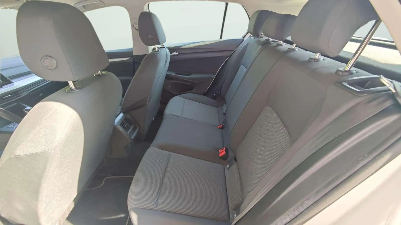 Volkswagen Golf 2.0 TDI - foto 29