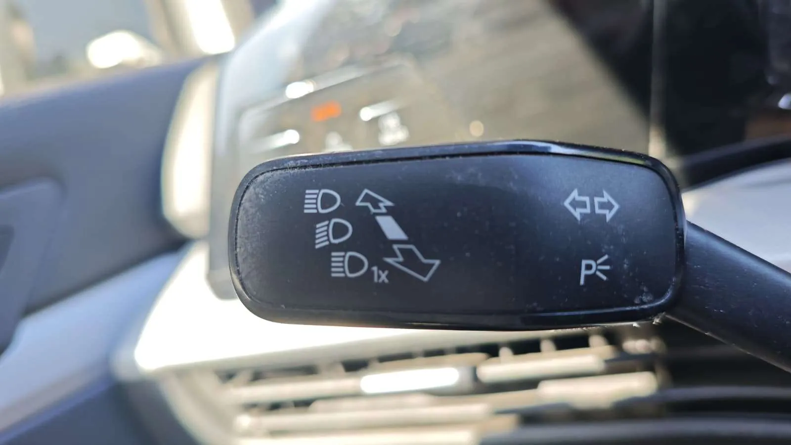 Volkswagen Golf 2.0 TDI - foto 13