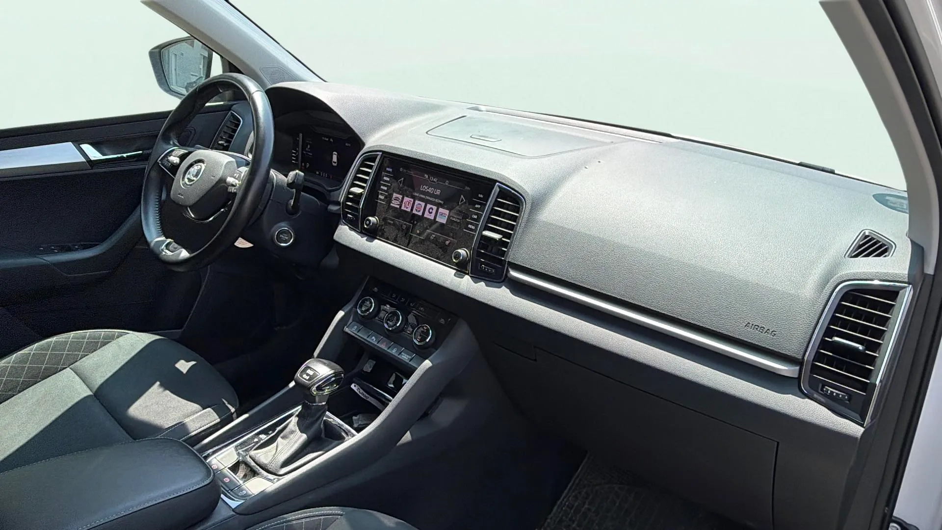 Škoda Karoq 2.0 TDI DSG 4x4 Ambition - foto 9