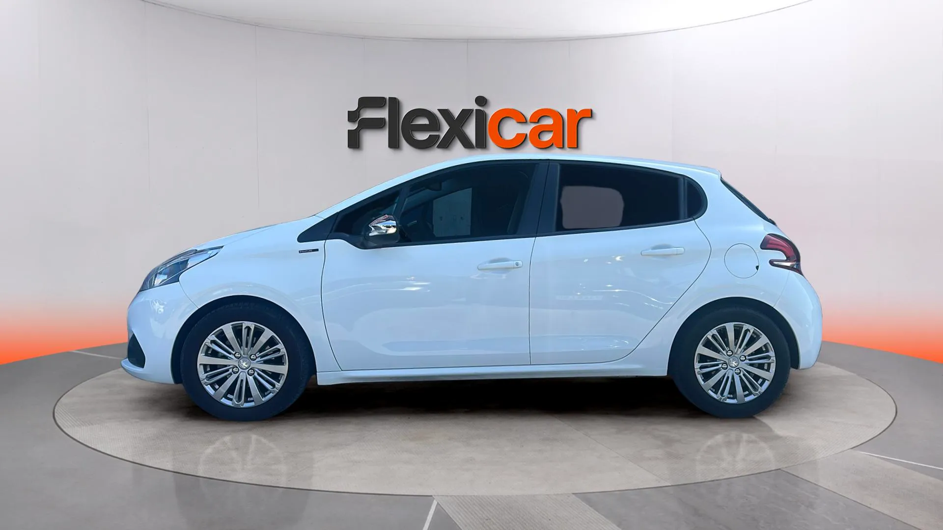 Peugeot 208 Signature BlueHDi - foto 5