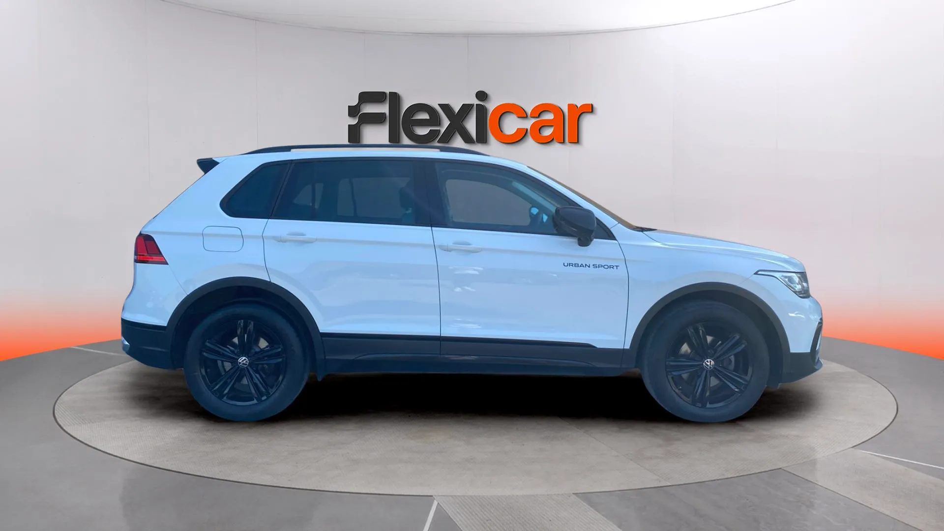 Volkswagen Tiguan Urban Sport 2.0 TDI DSG - foto 4