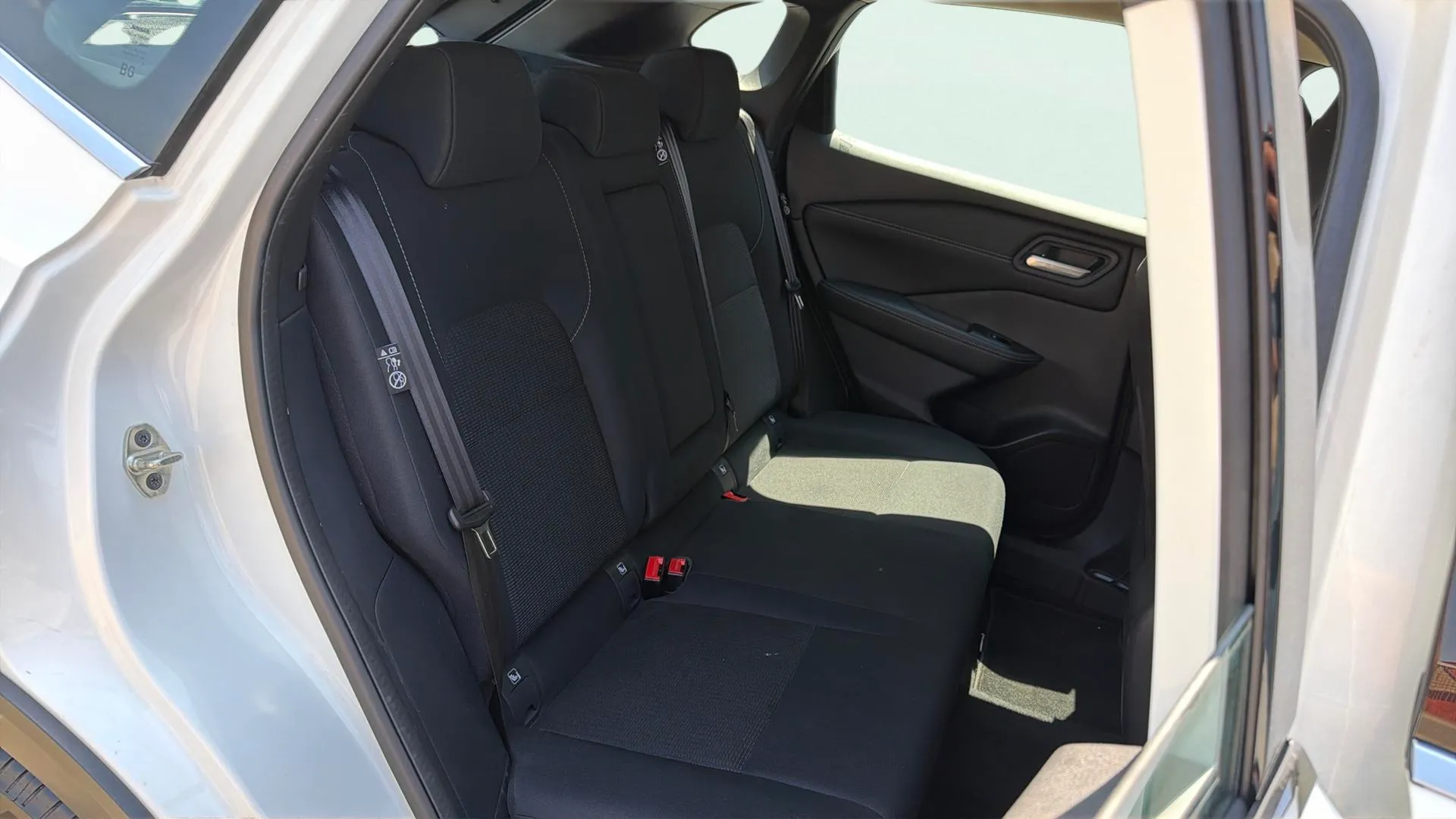 Nissan Qashqai DIG-T mHEV 4x2 Acenta - foto 11