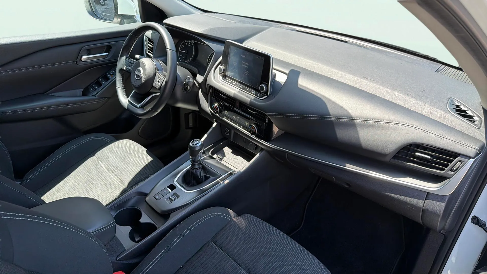 Nissan Qashqai DIG-T mHEV 4x2 Acenta - foto 10