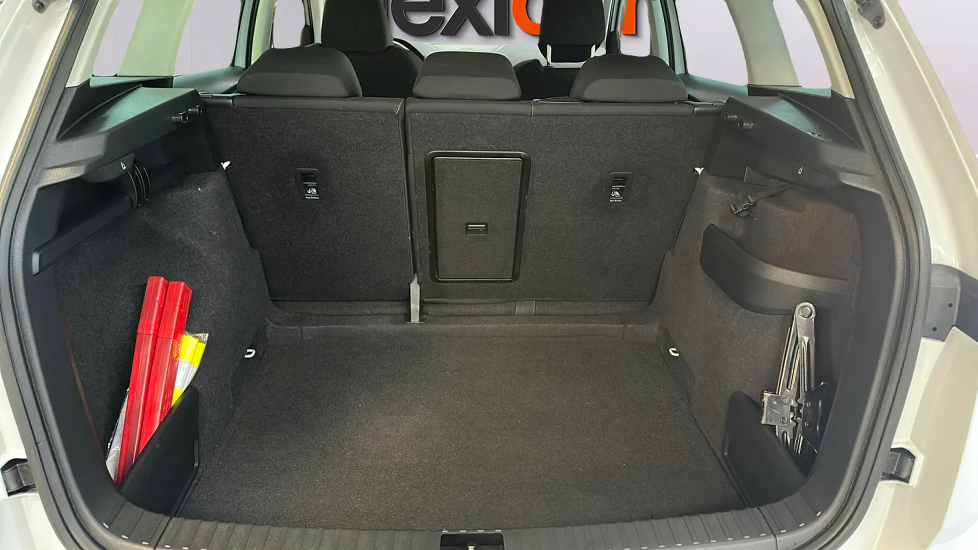 Škoda Karoq 2.0 TDI Ambition - foto 12
