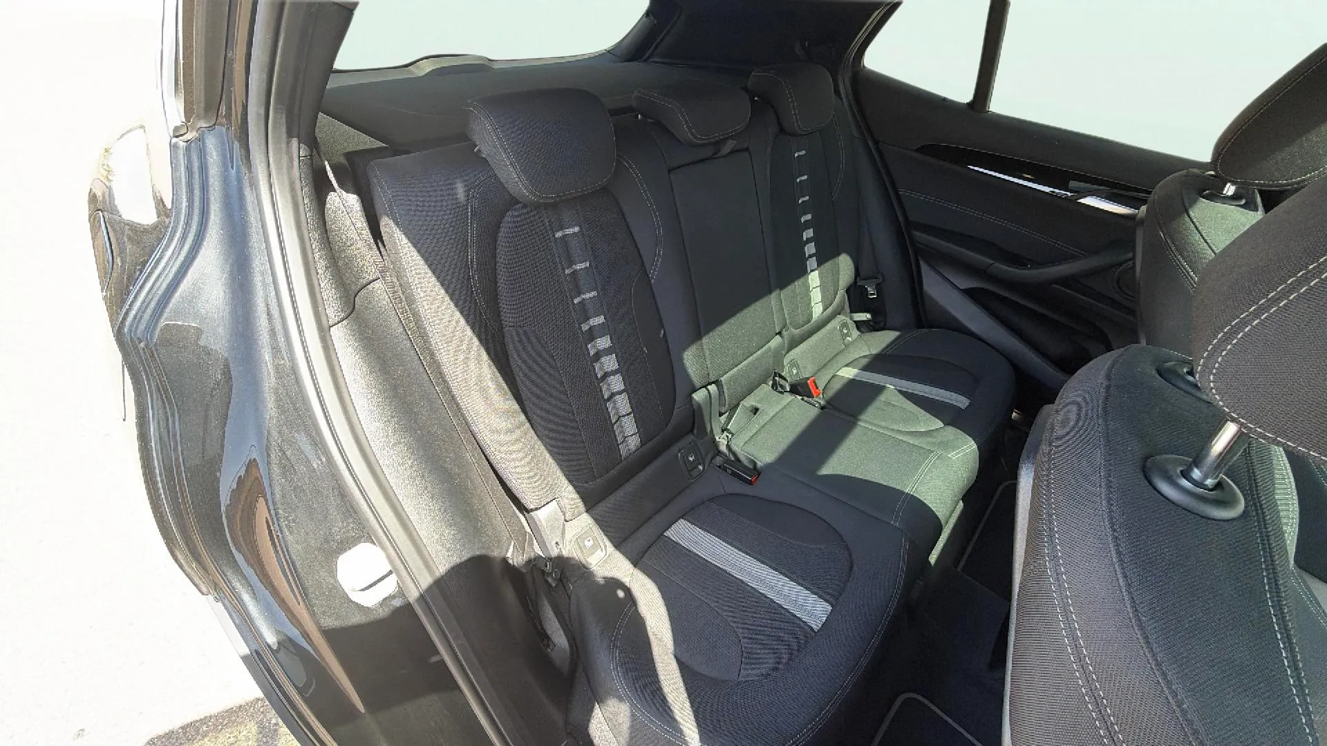 BMW X2 sDrive18i - foto 11