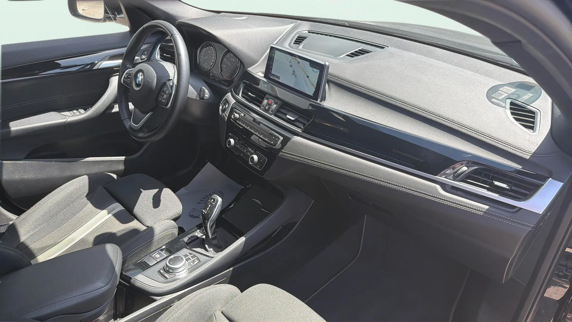 BMW X2 sDrive18i - foto 10