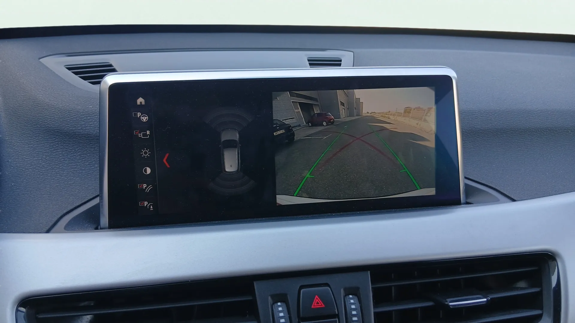 BMW X1 sDrive18d - foto 18
