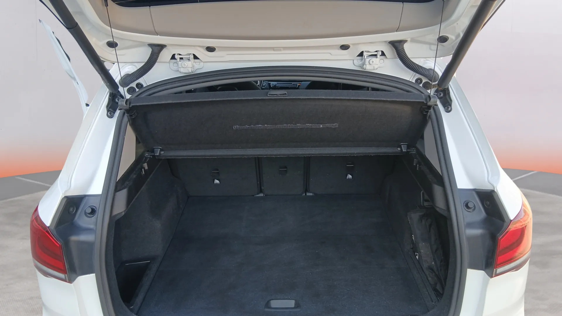 BMW X1 sDrive18d - foto 13