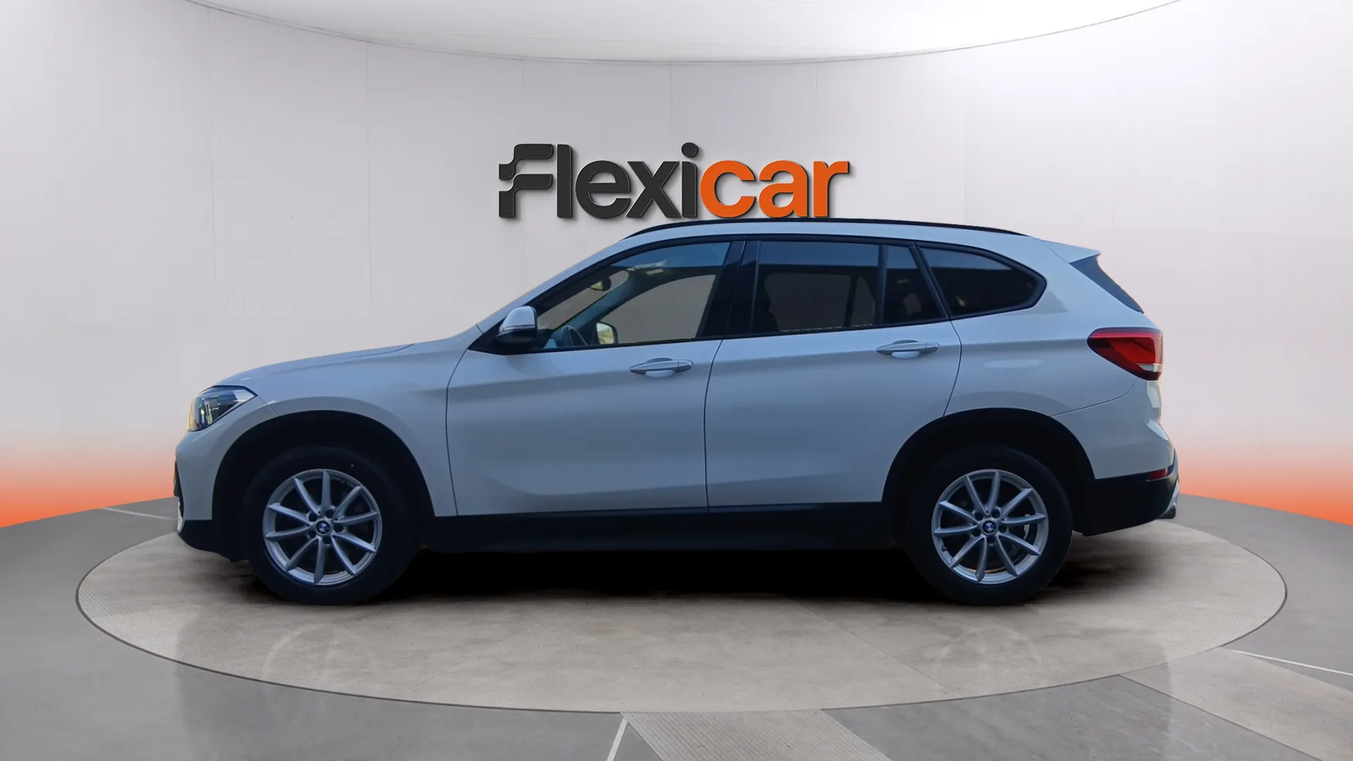 BMW X1 sDrive18d - foto 5