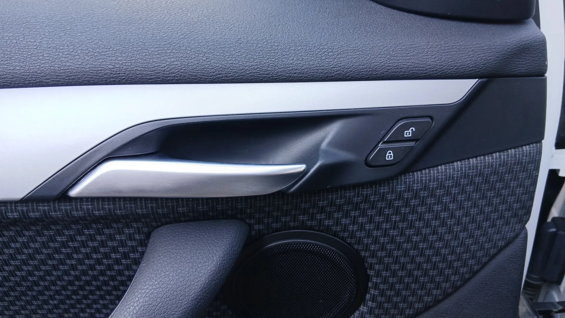 BMW X1 sDrive18d - foto 15