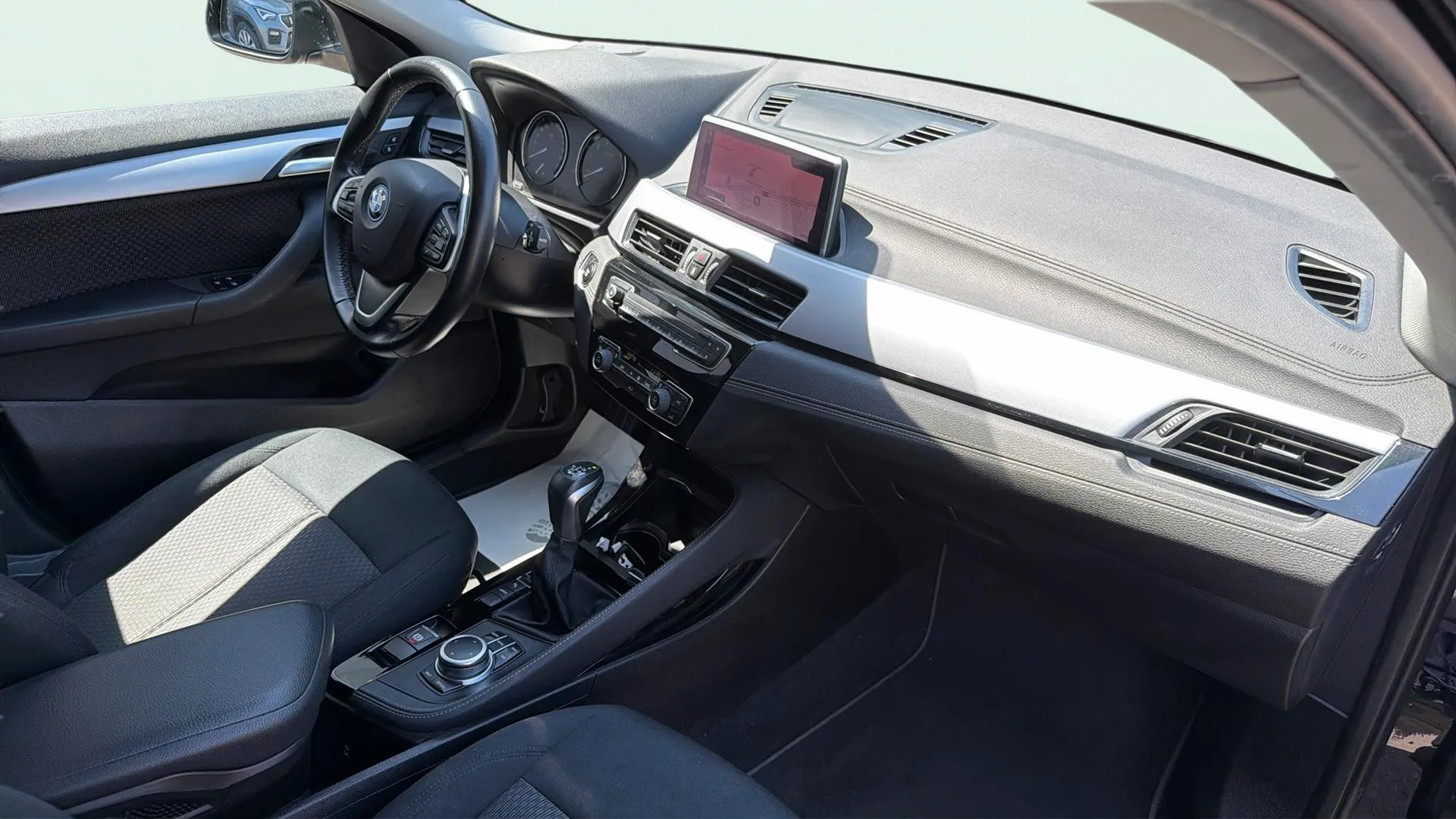 BMW X2 xDrive25e - foto 10