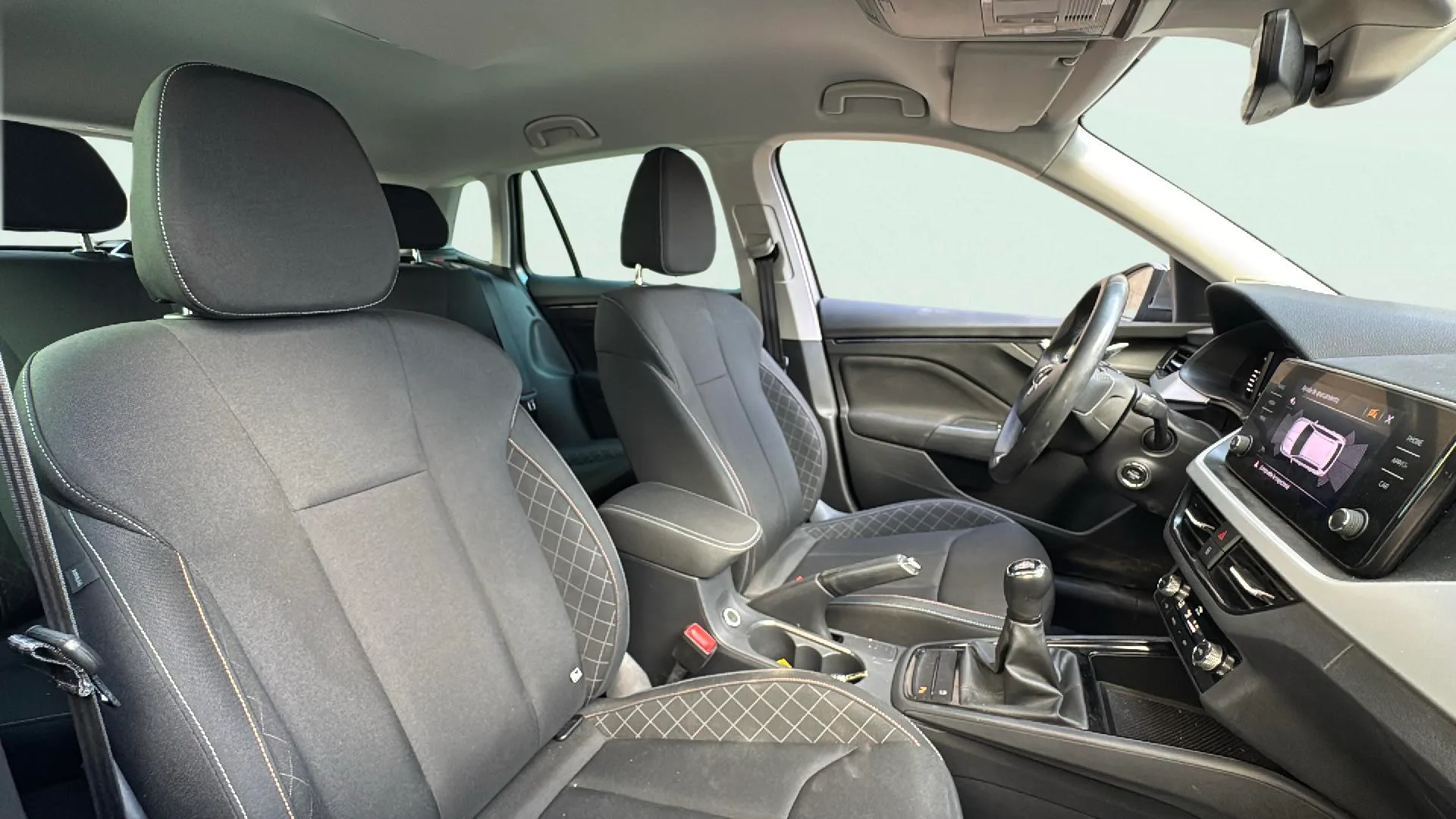 Škoda Kamiq 1.0 TSI Ambition - foto 10