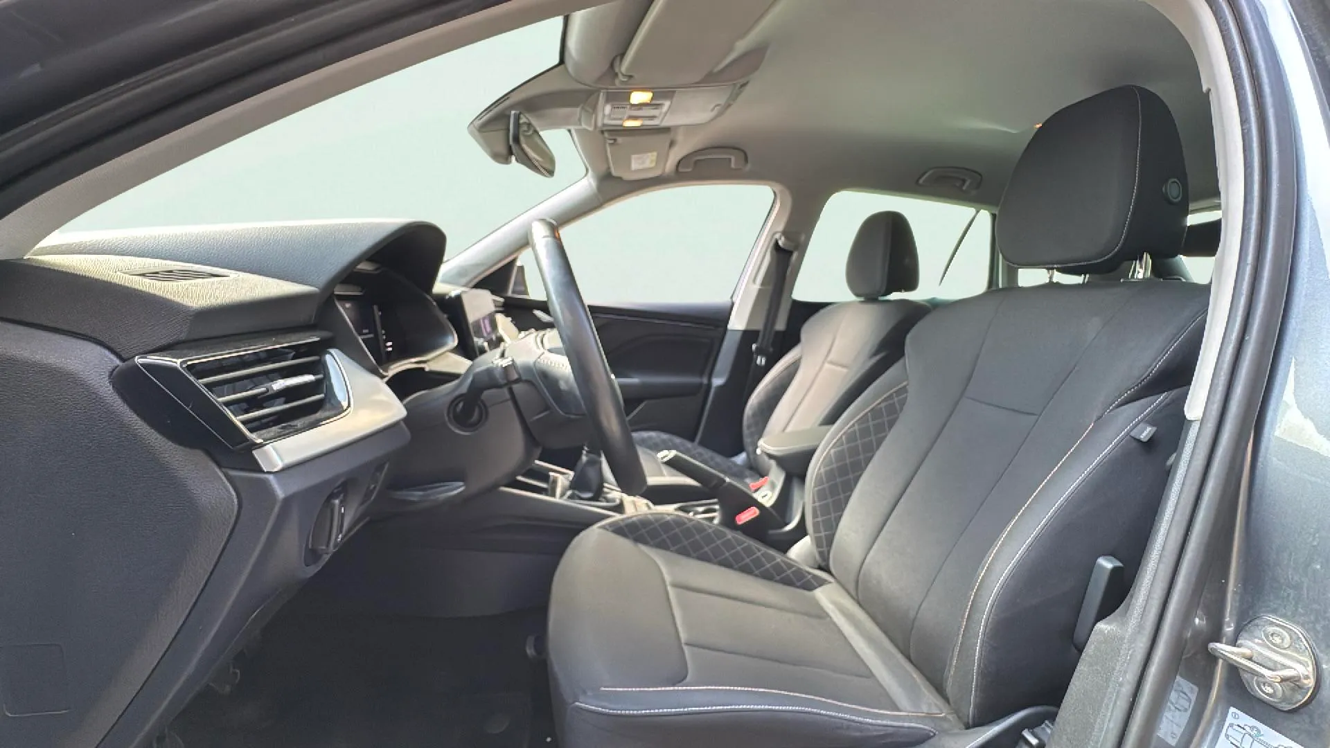 Škoda Kamiq 1.0 TSI Ambition - foto 9