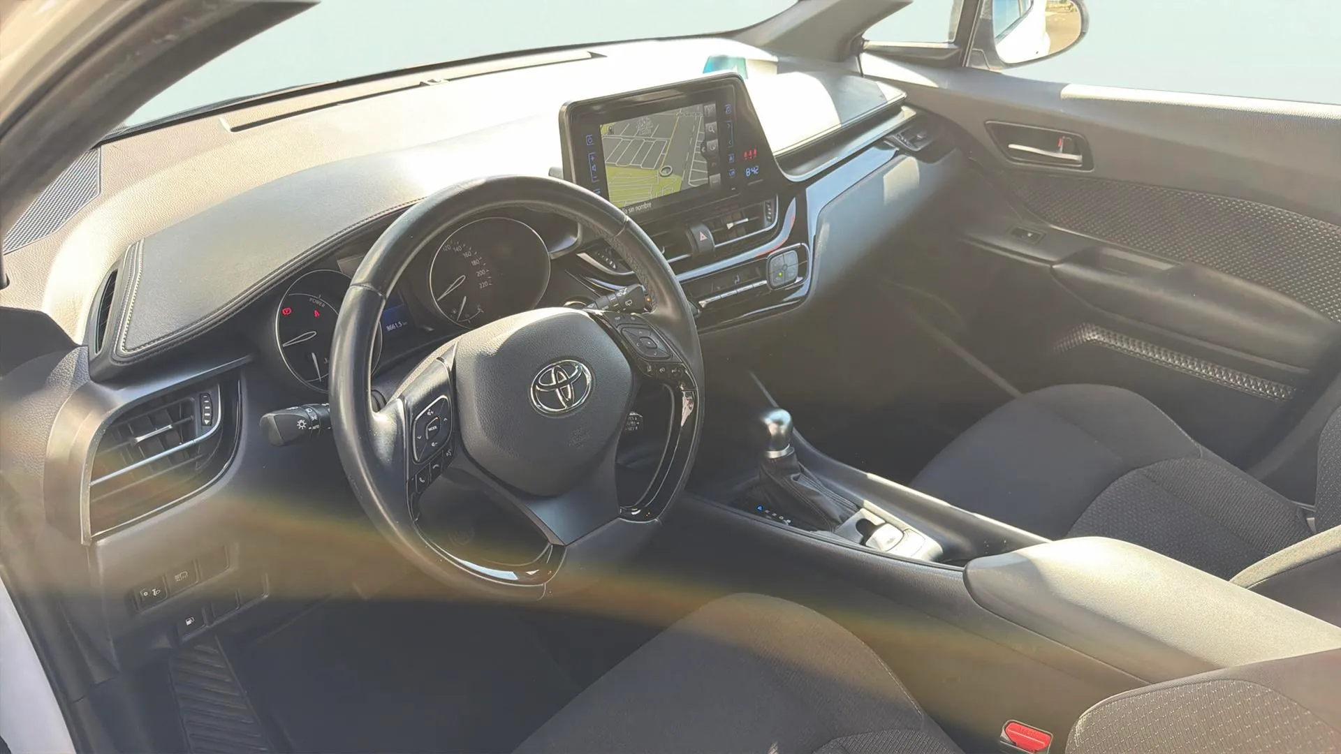 Toyota C-HR 1.8 125H Active - foto 9