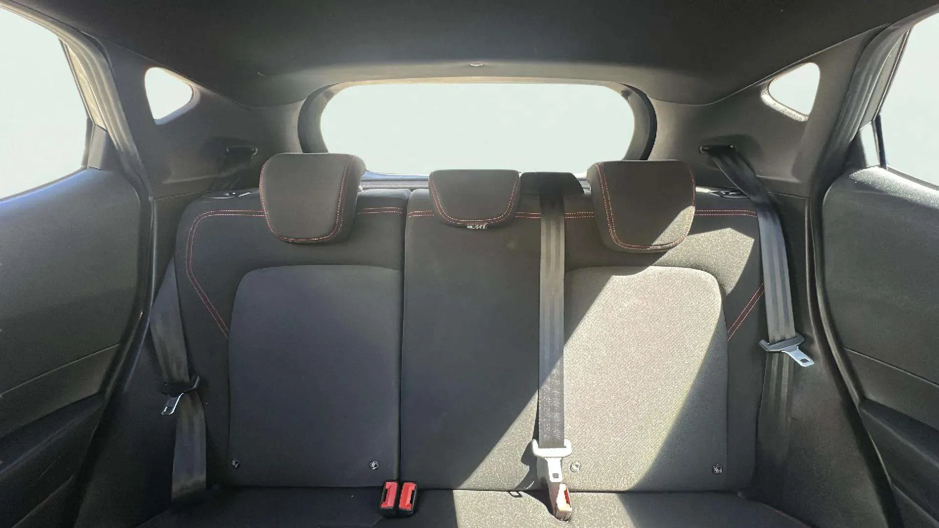 Ford Fiesta 1.0 EcoBoost MHEV Active - foto 15