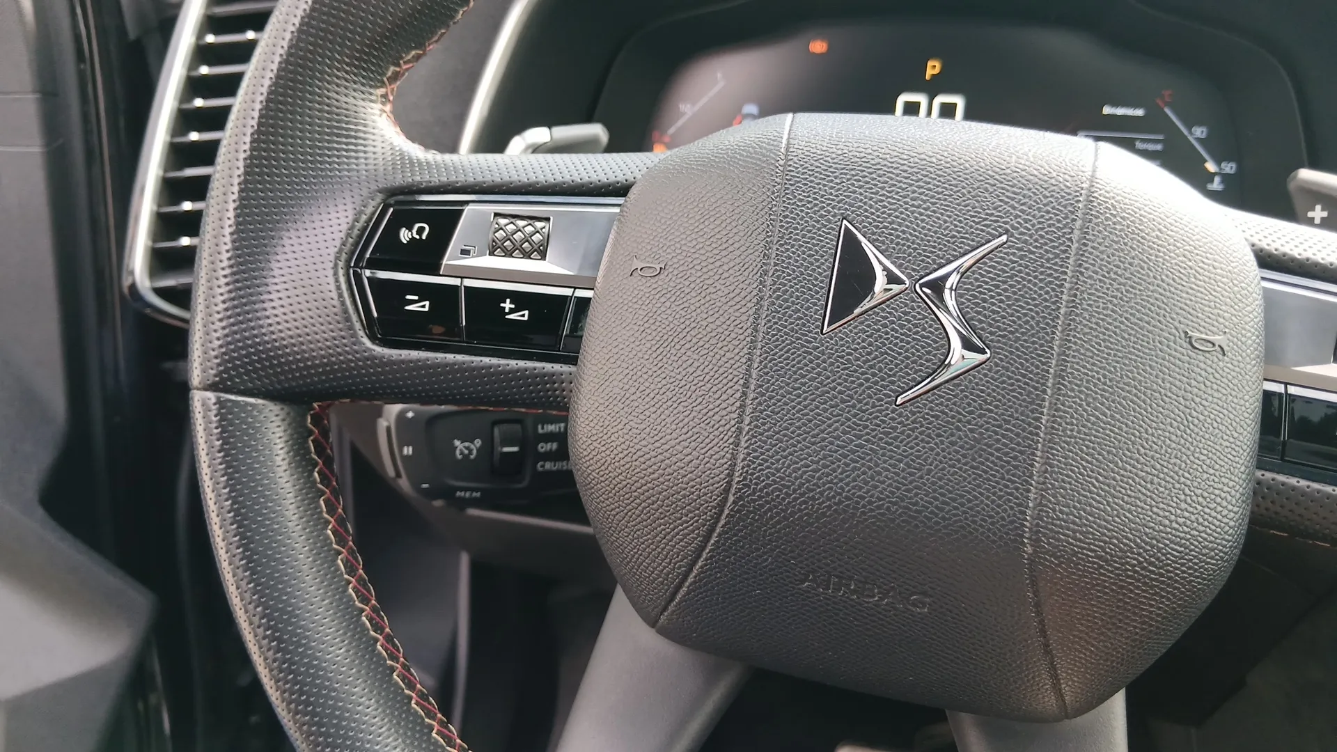 DS DS 7 Crossback BlueHDi Perf.line - foto 11