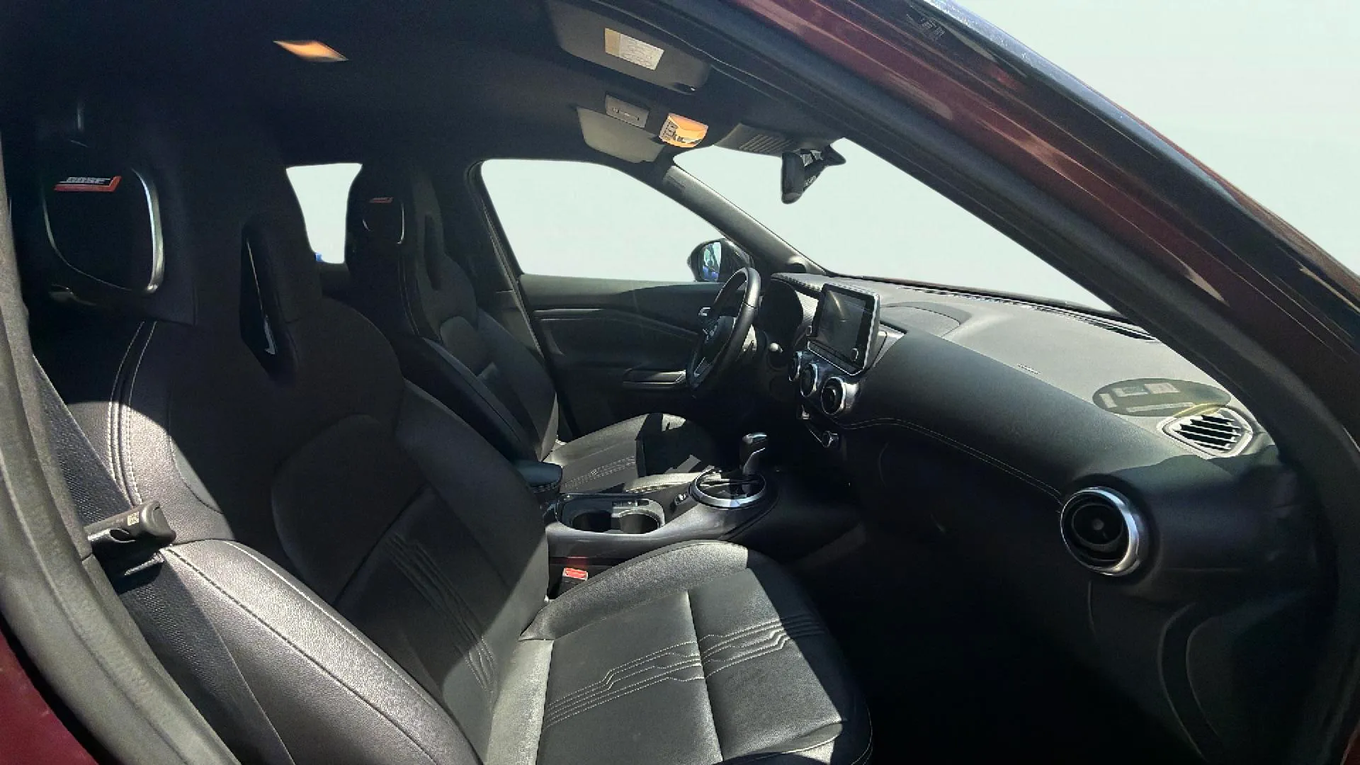Nissan Juke DIG-T DCT Tekna - foto 17