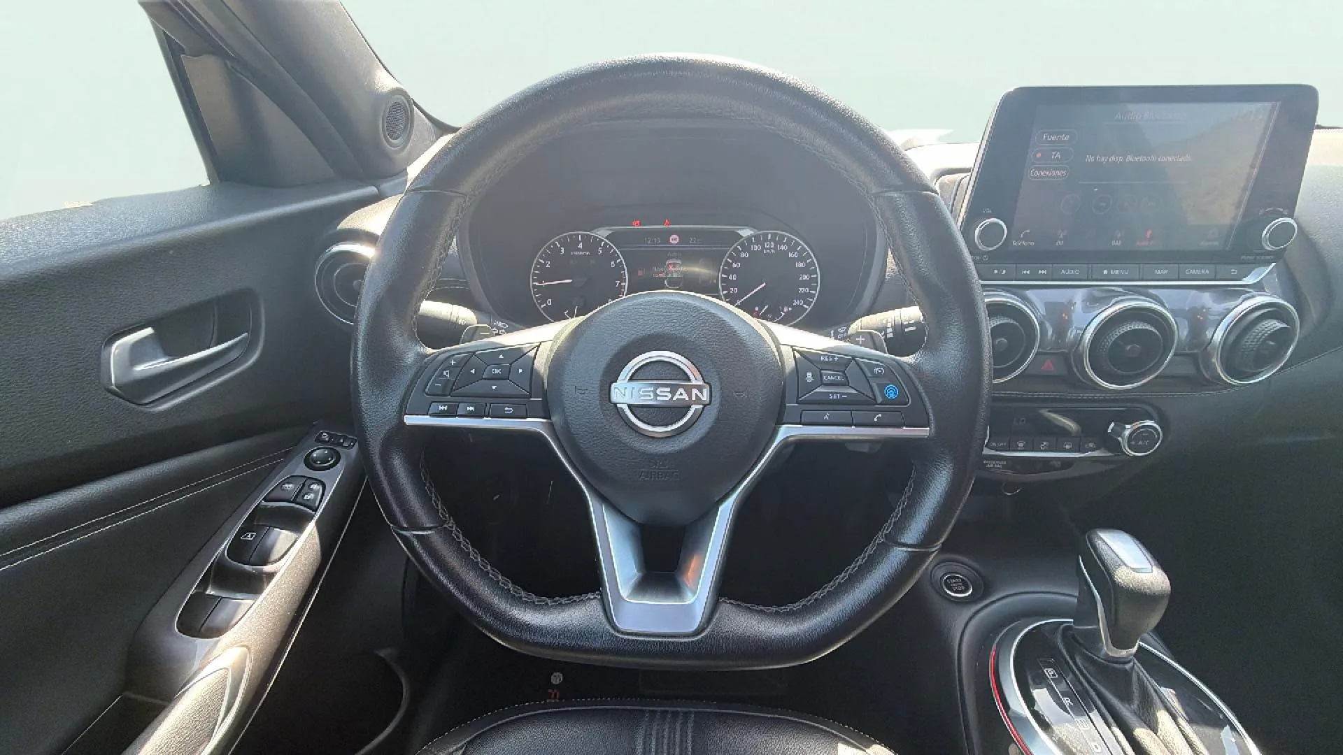 Nissan Juke DIG-T DCT Tekna - foto 11